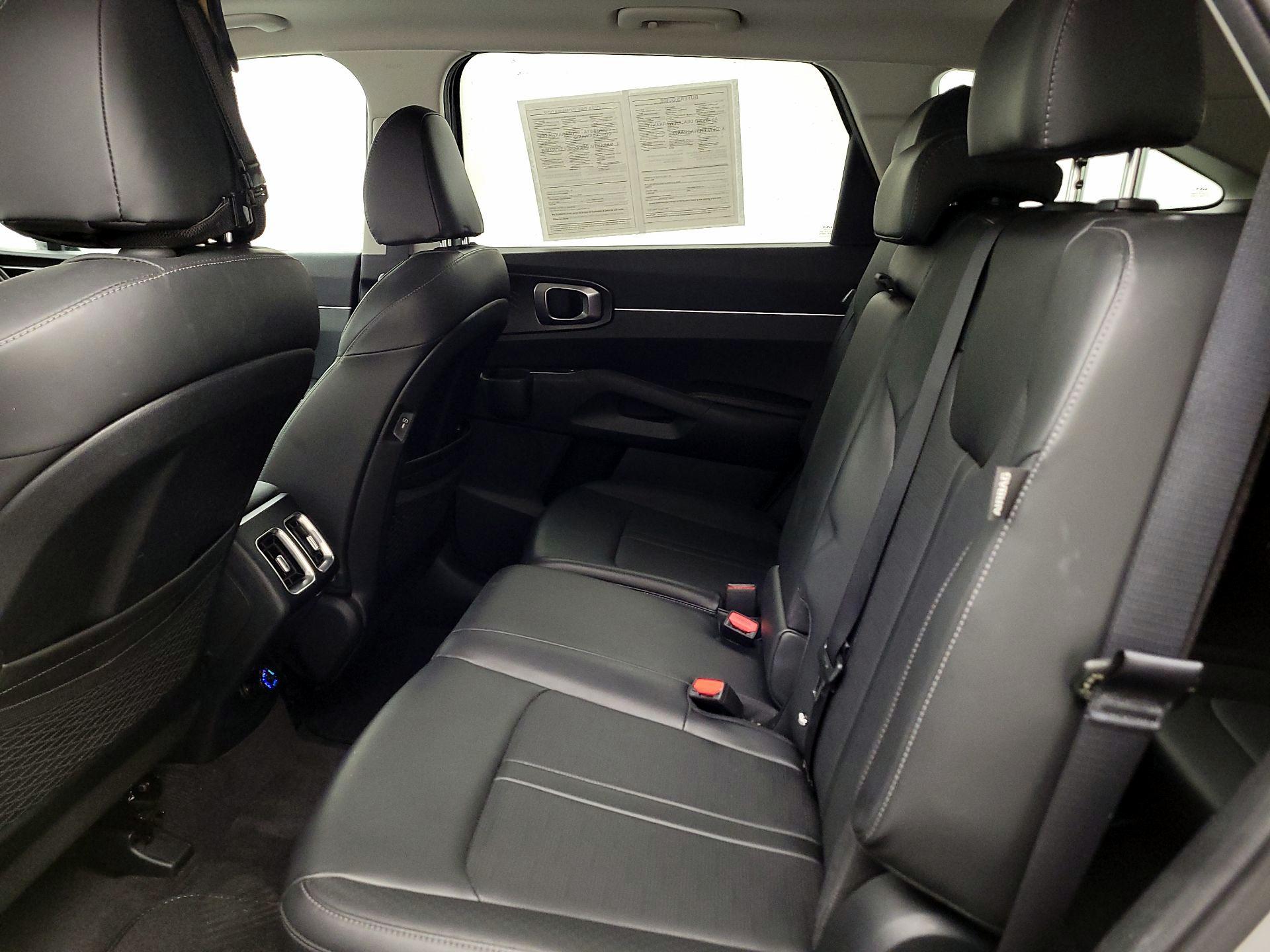 Thumbnail: 2024 Kia Sorento - 19