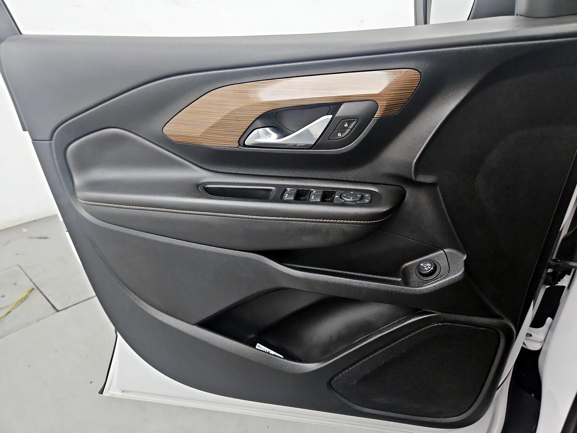 Thumbnail: 2020 GMC Terrain - 12