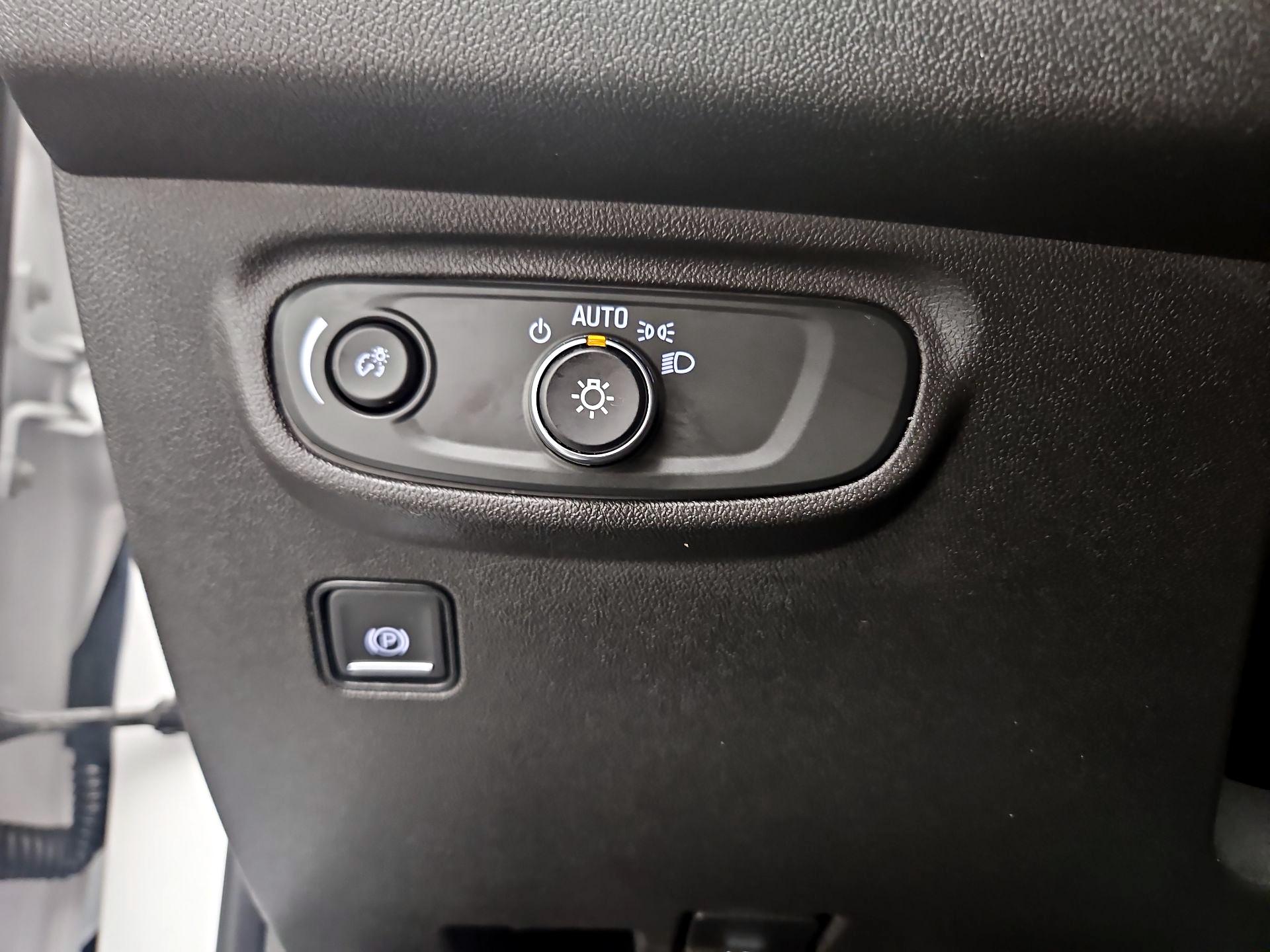 Thumbnail: 2020 GMC Terrain - 13