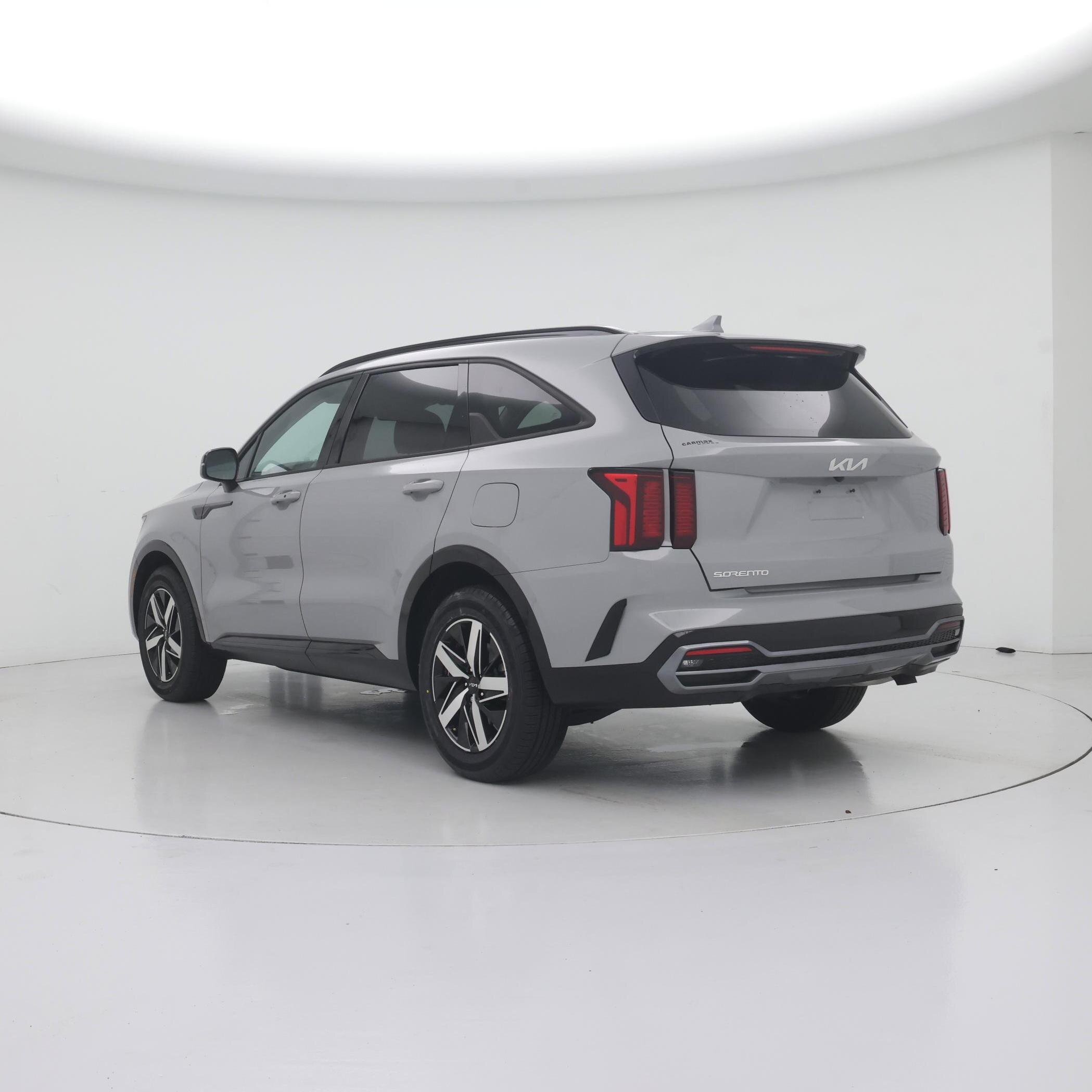 Thumbnail: 2023 Kia Sorento - 2