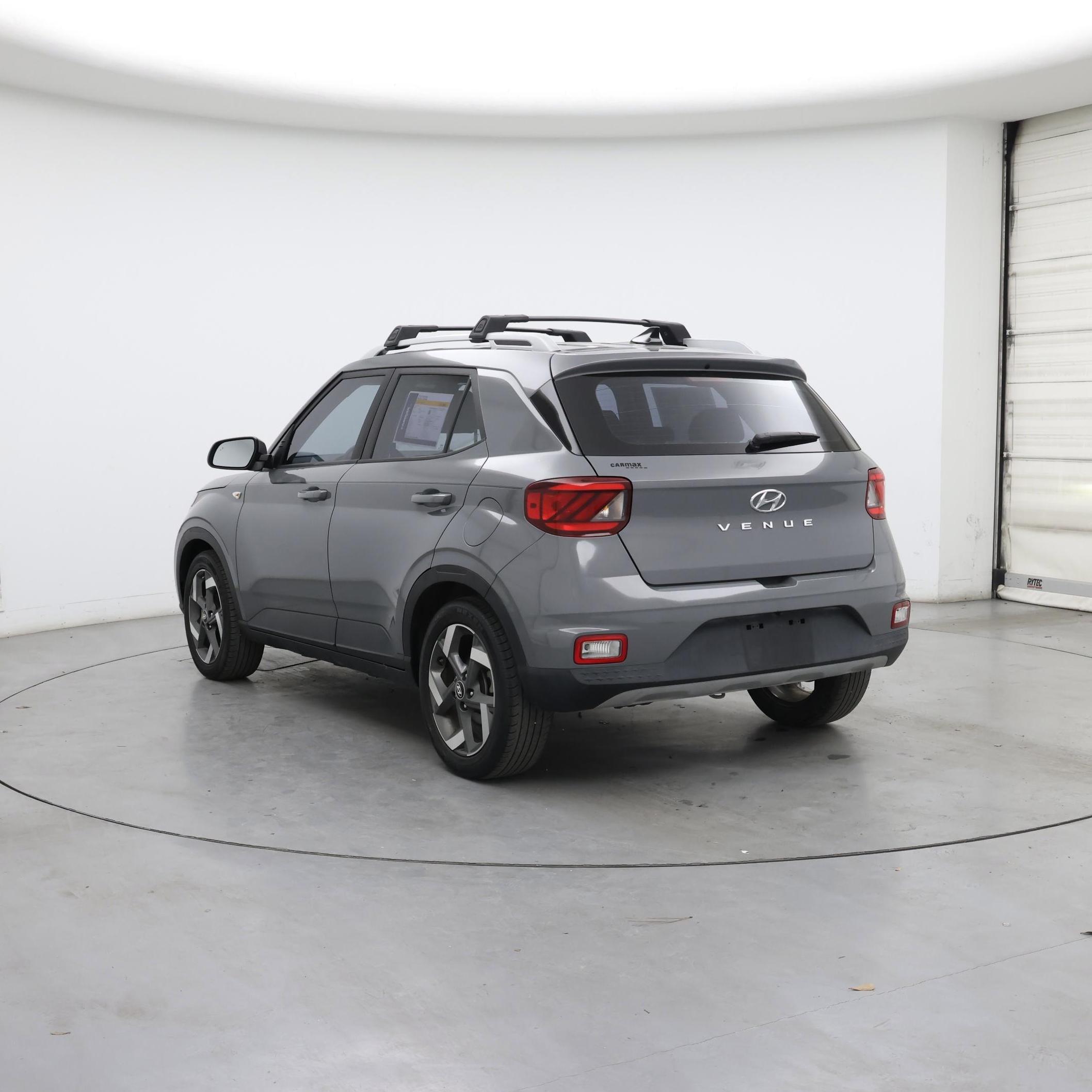 Thumbnail: 2022 Hyundai Venue - 2
