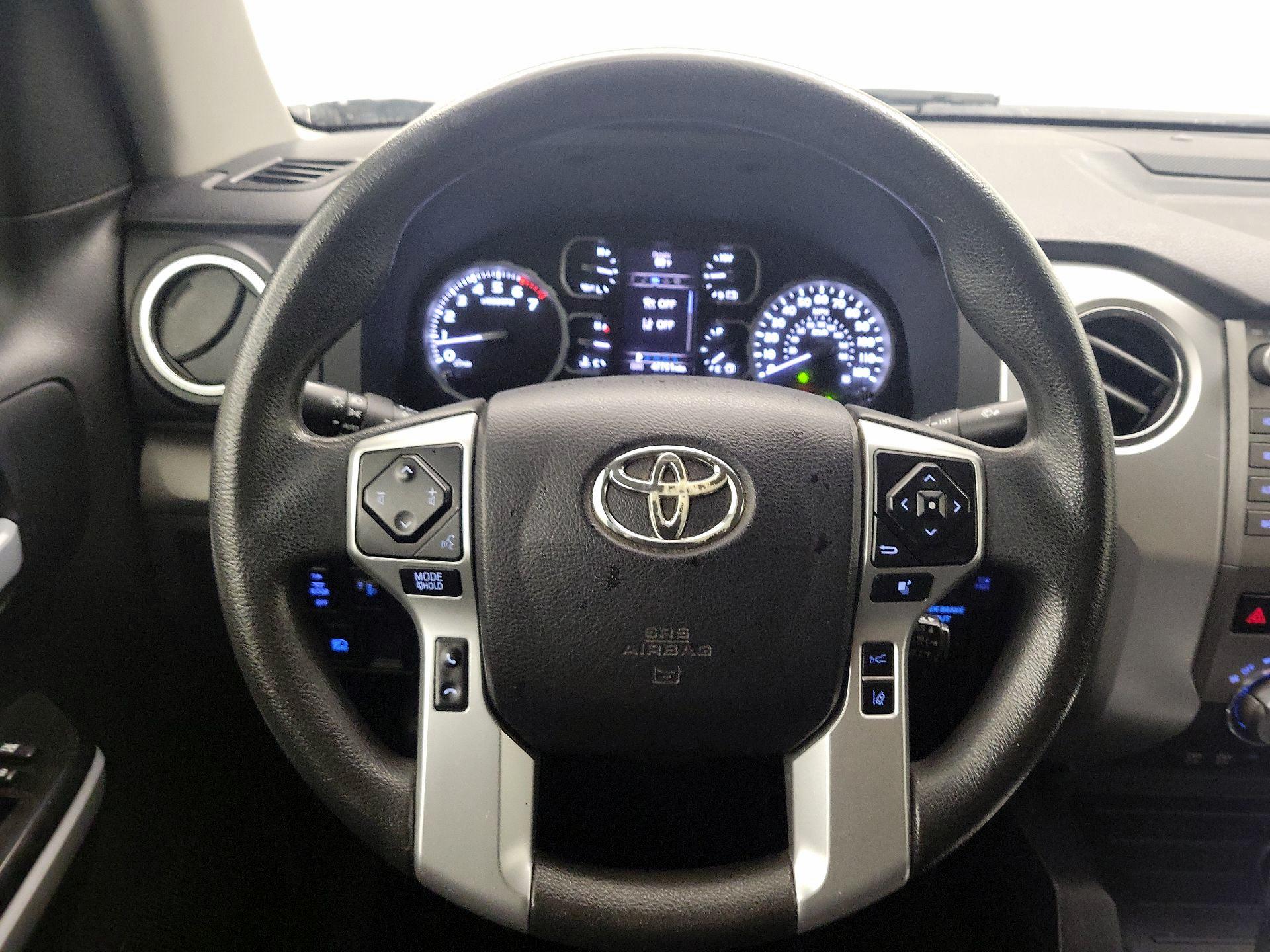 Thumbnail: 2021 Toyota Tundra - 10