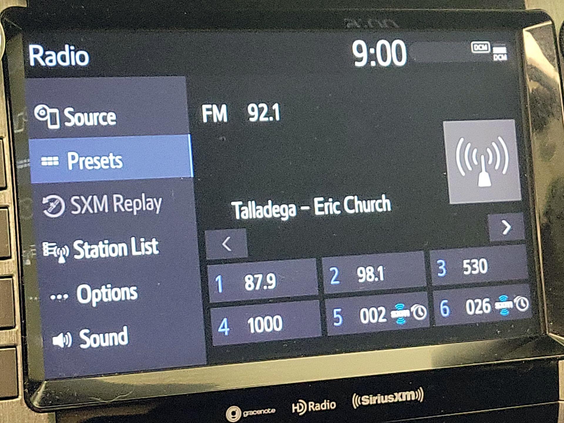 Thumbnail: 2021 Toyota Tundra - 15