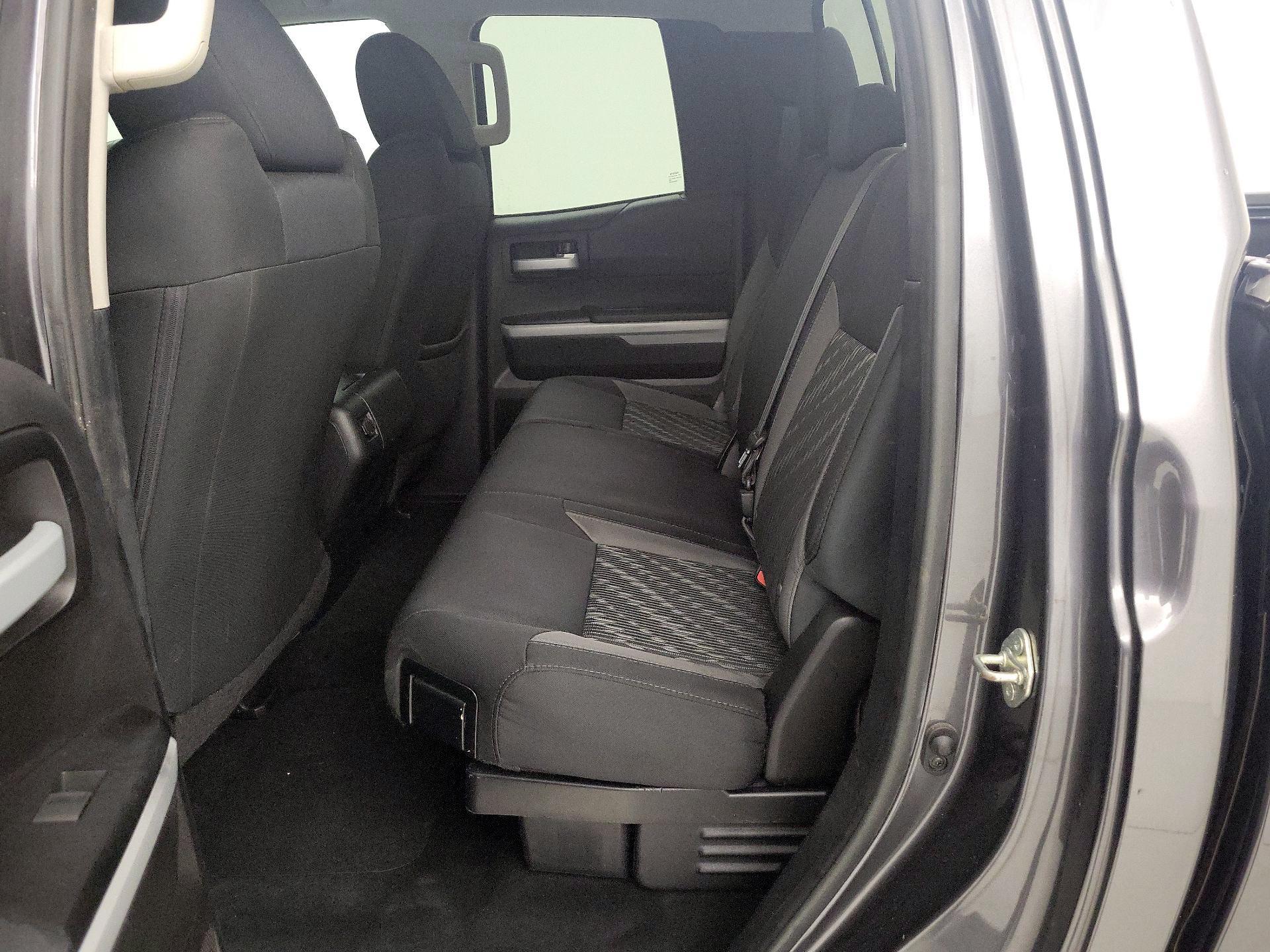 Thumbnail: 2021 Toyota Tundra - 19