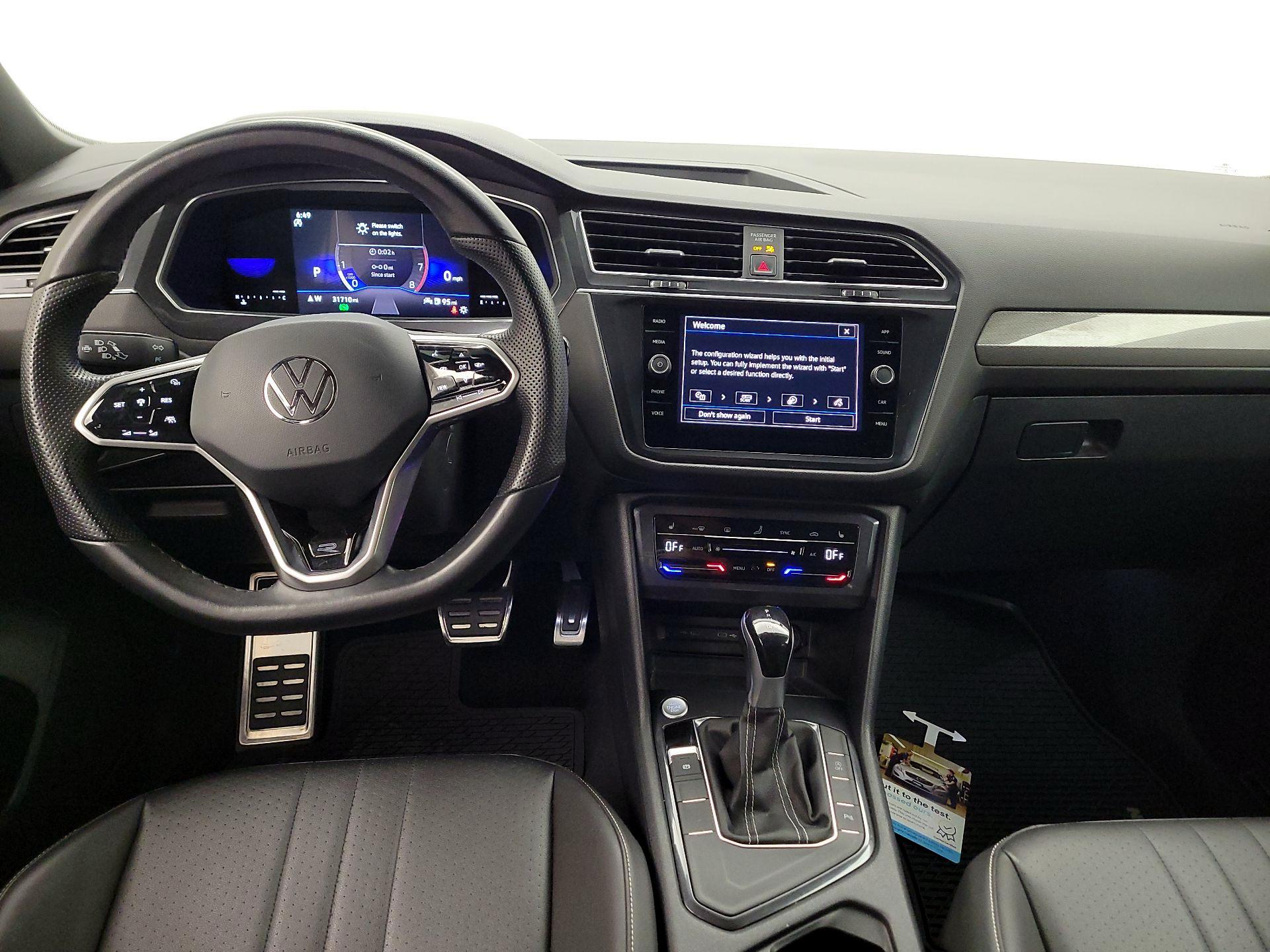 Thumbnail: 2022 Volkswagen Tiguan - 9