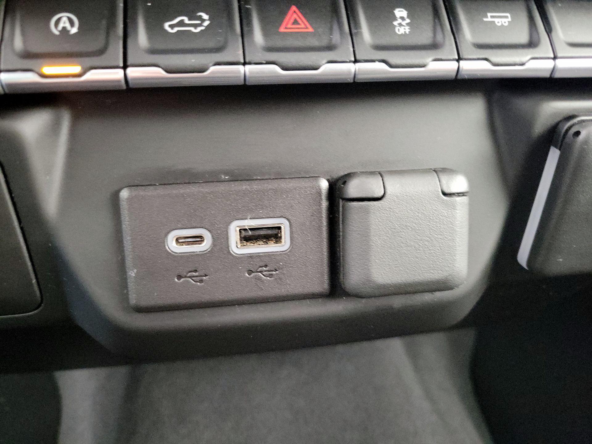 Thumbnail: 2023 Chevrolet Silverado 1500 - 18