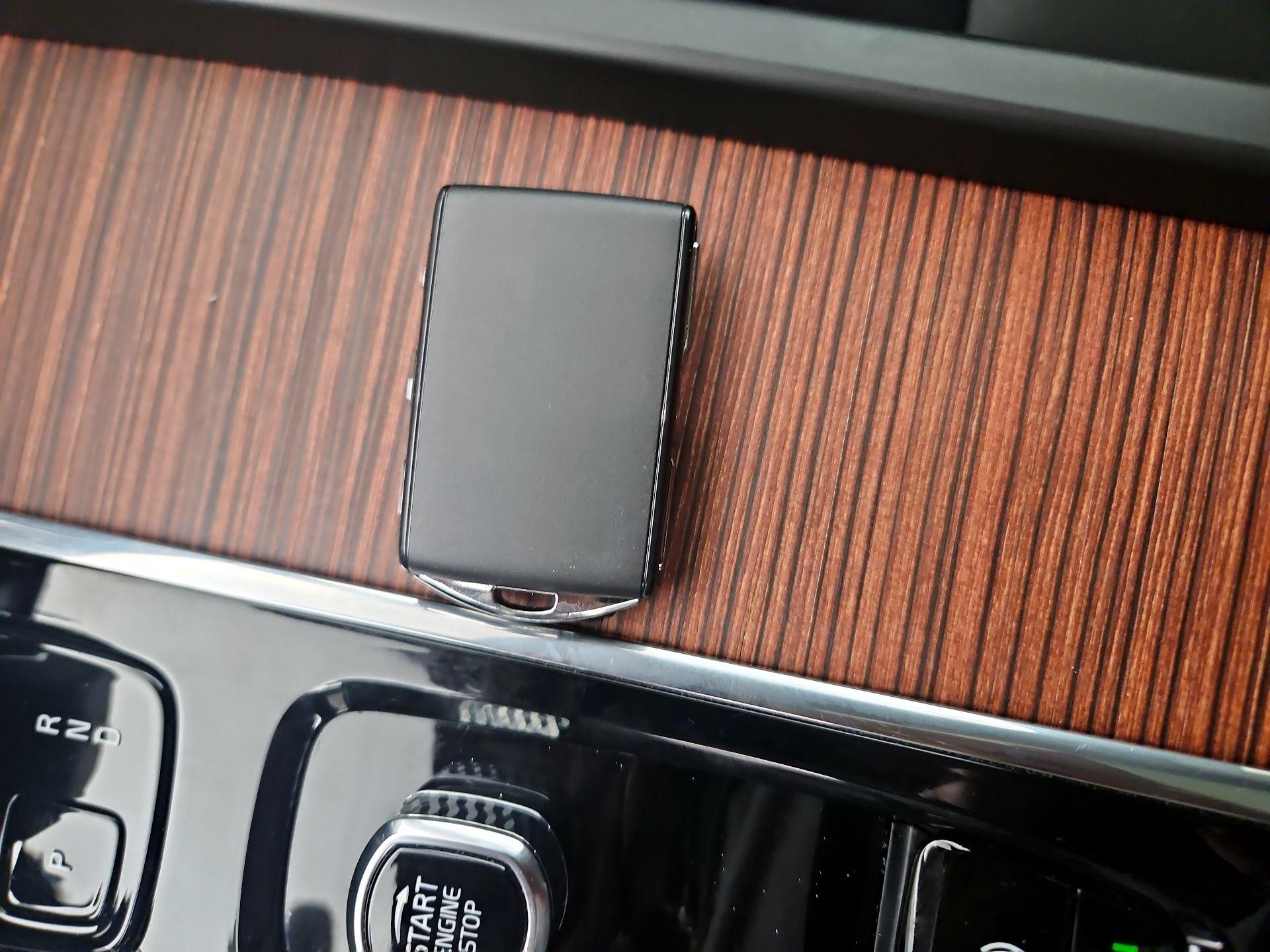 Thumbnail: 2025 Volvo S60 - 18