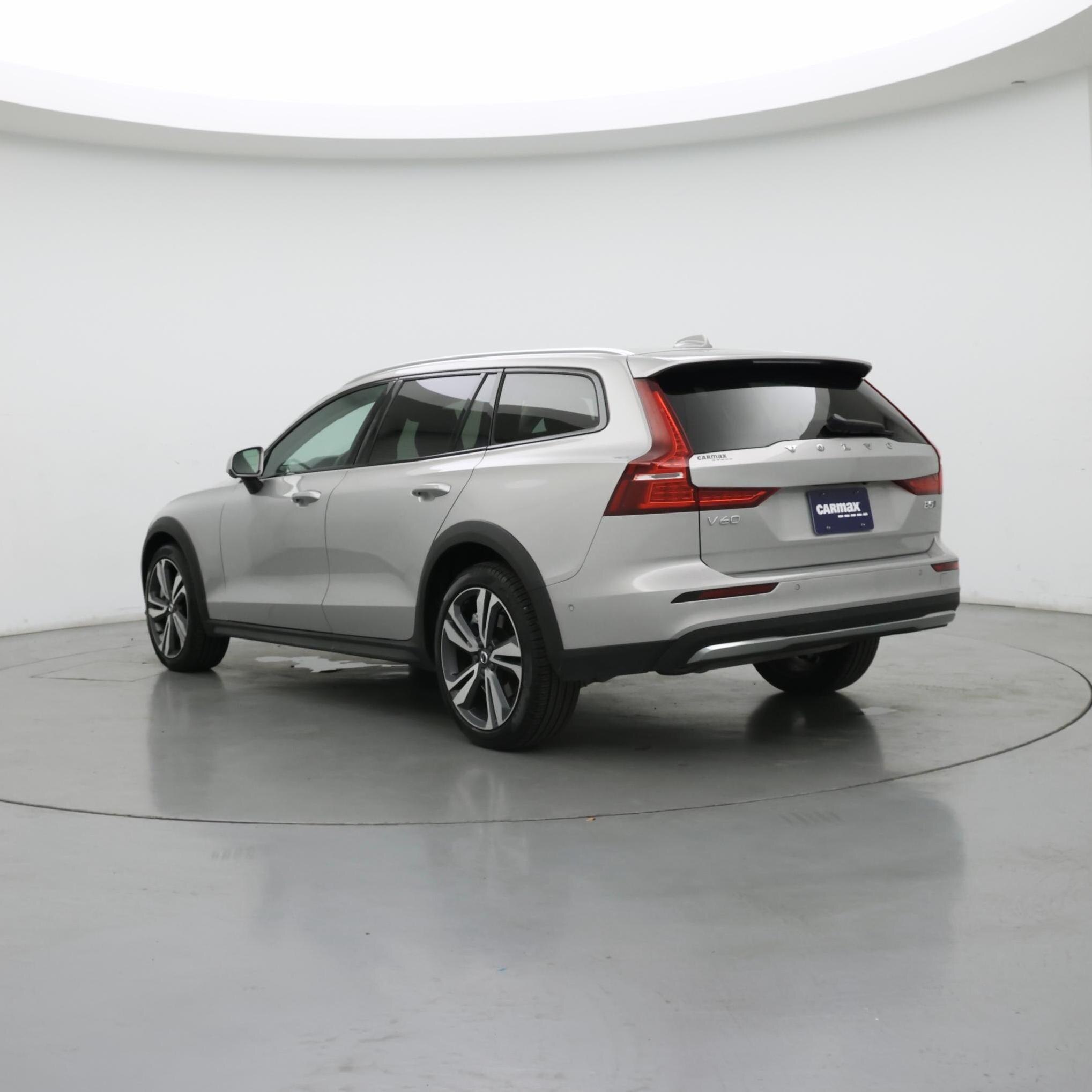 Thumbnail: 2025 Volvo S60 - 2