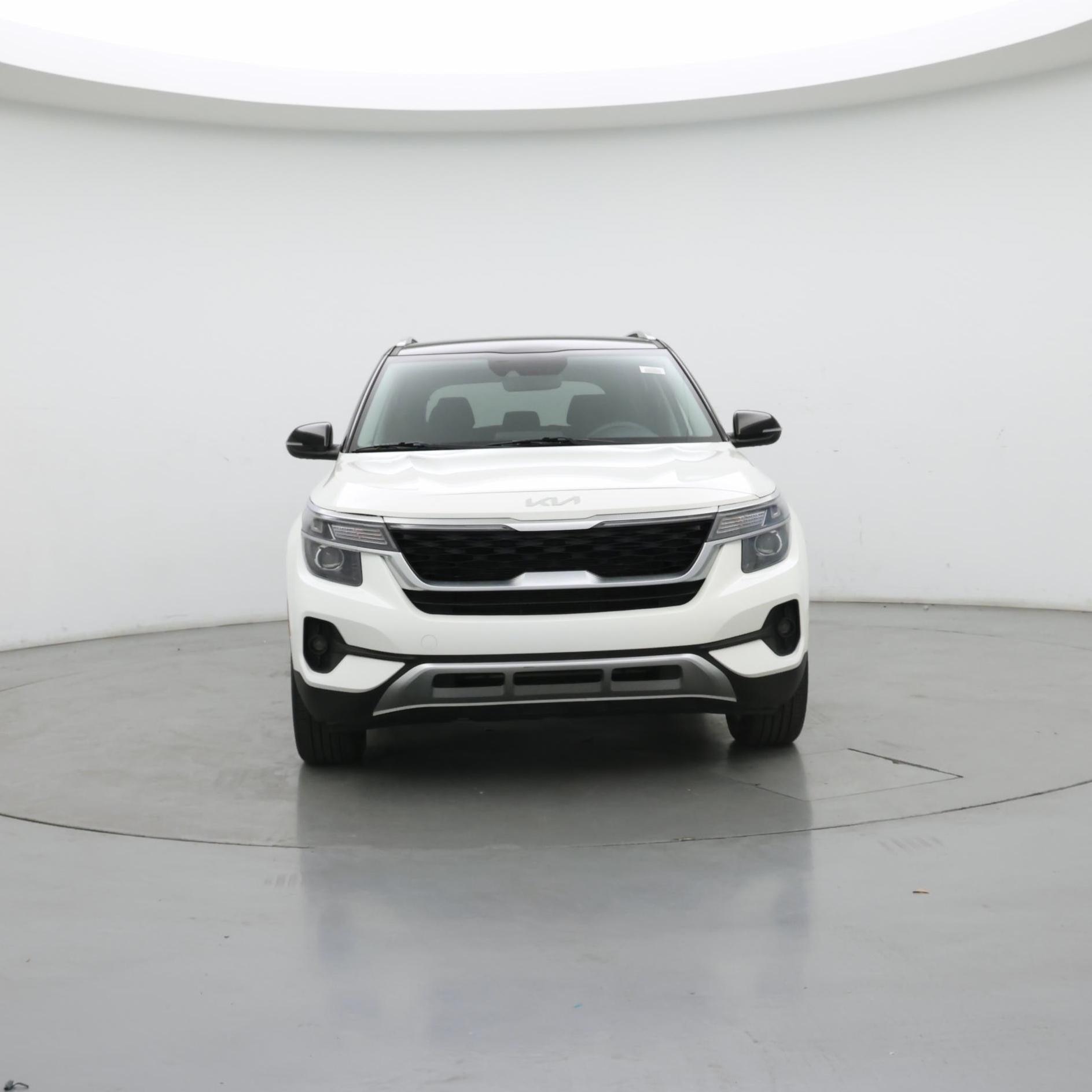 Thumbnail: 2023 Kia Seltos - 5