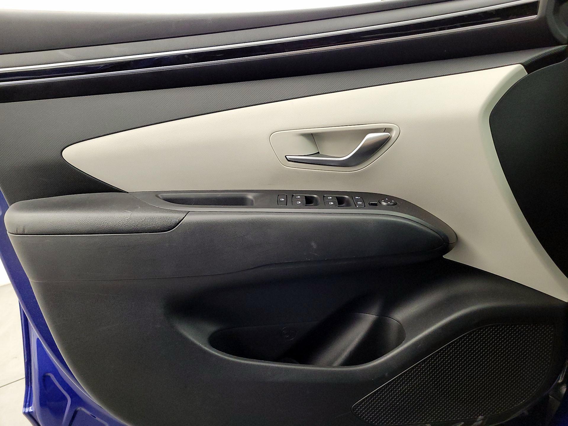 Thumbnail: 2023 Hyundai Tucson - 12