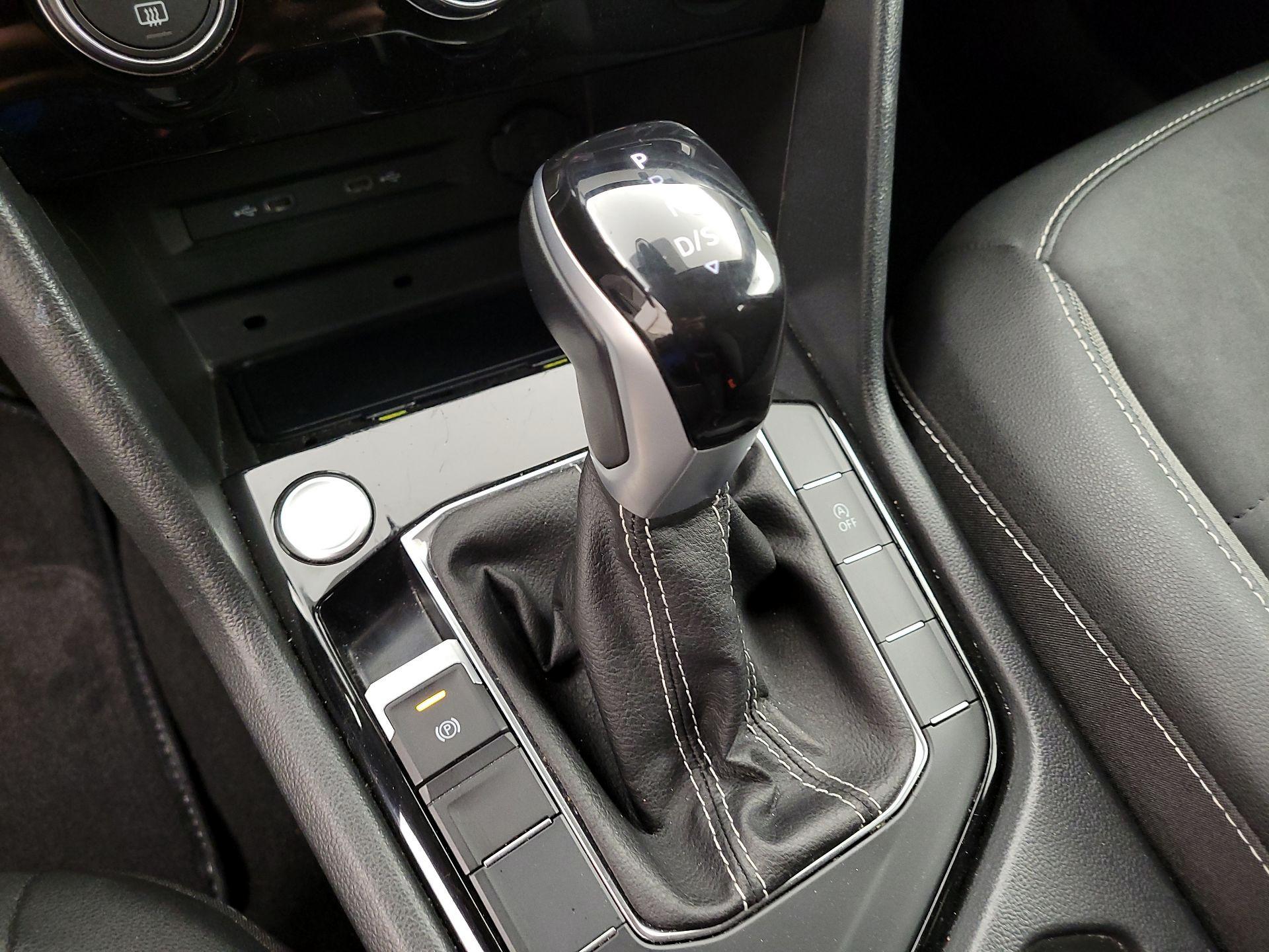 Thumbnail: 2024 Volkswagen Taos - 17