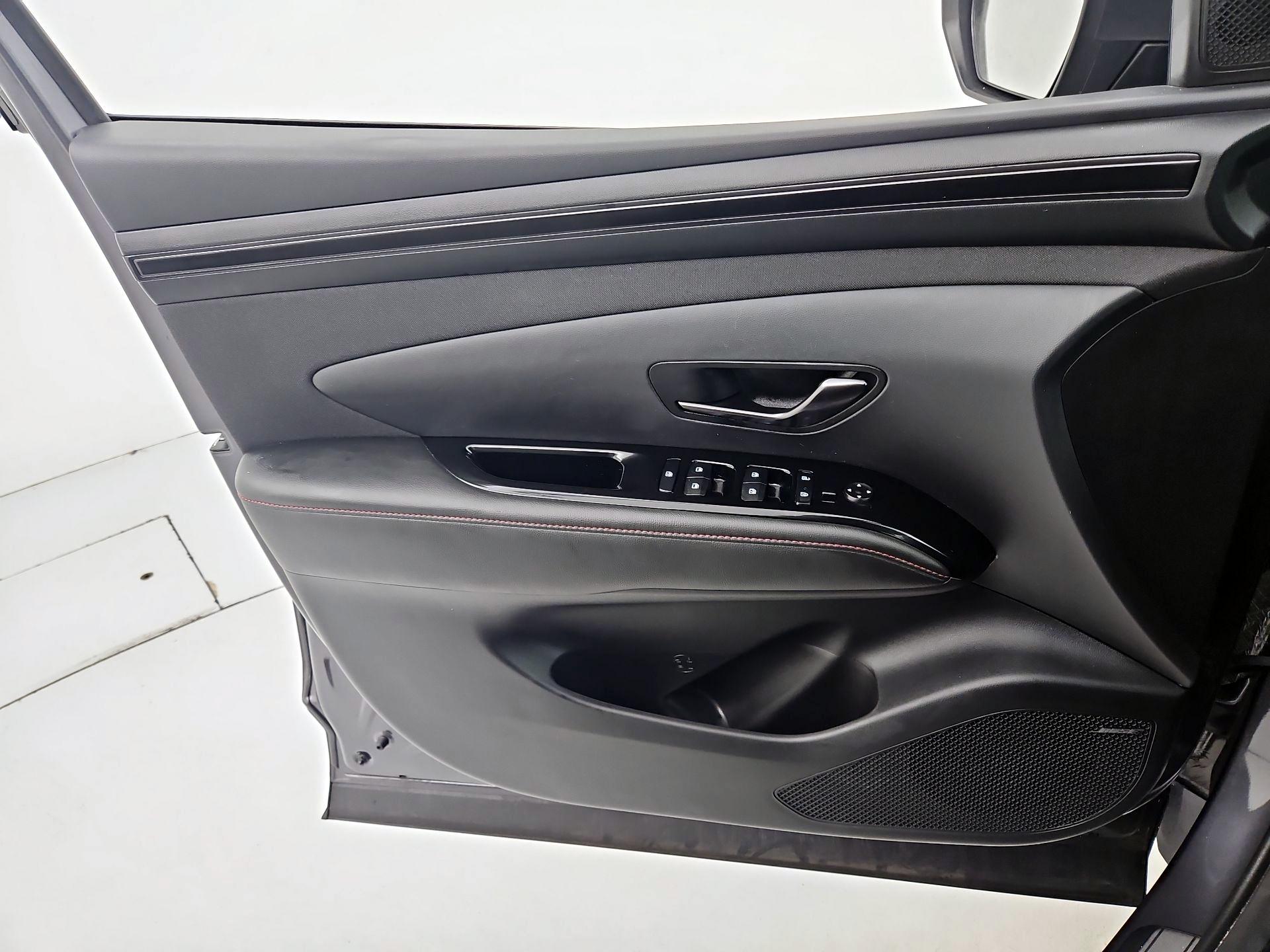 Thumbnail: 2023 Hyundai Tucson - 12