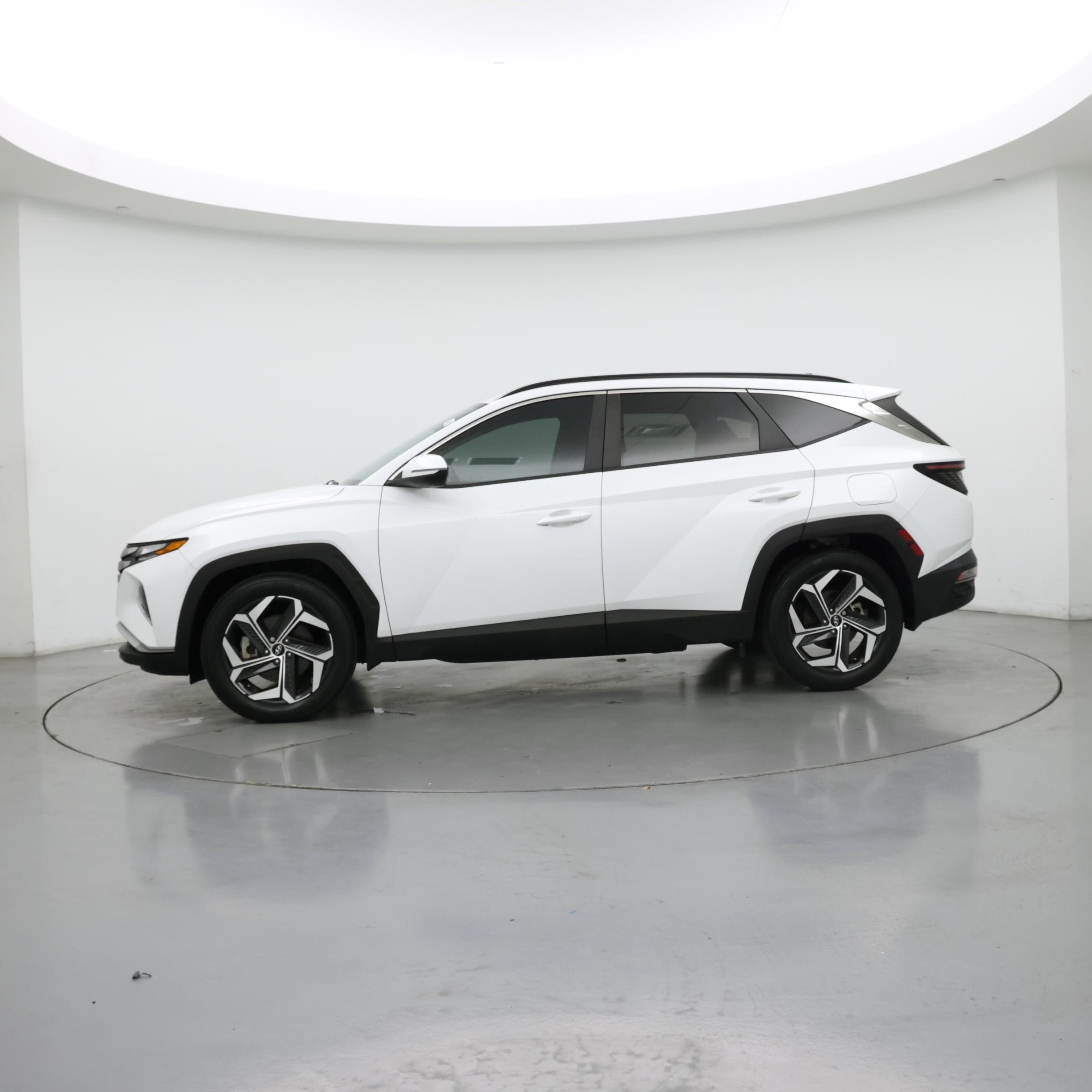 Thumbnail: 2022 Hyundai Tucson - 3