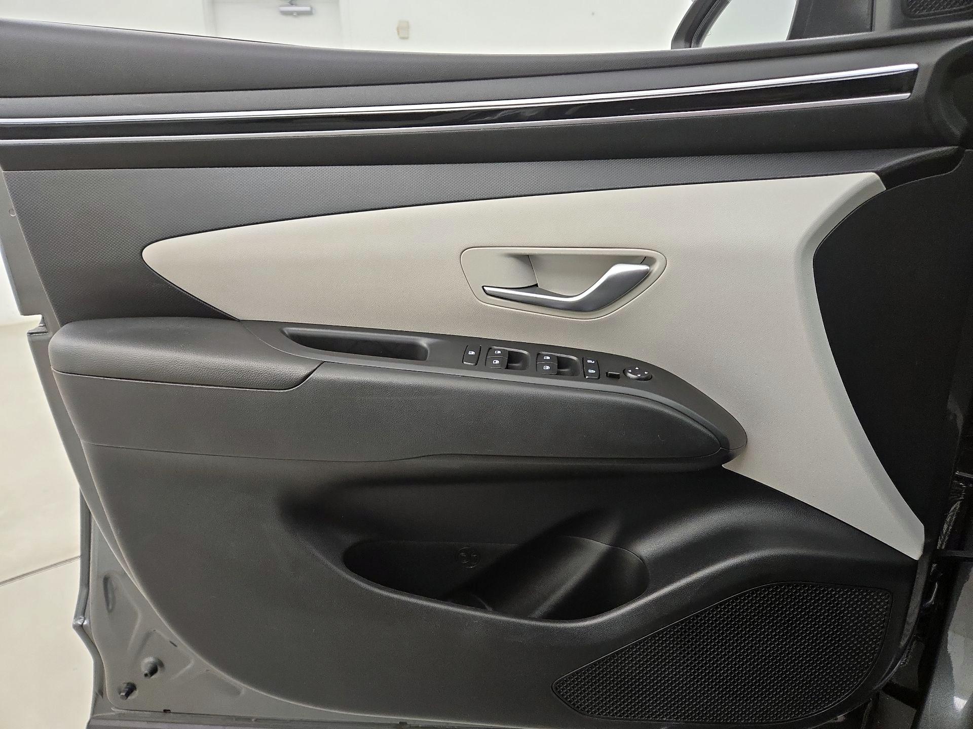 Thumbnail: 2023 Hyundai Tucson - 12