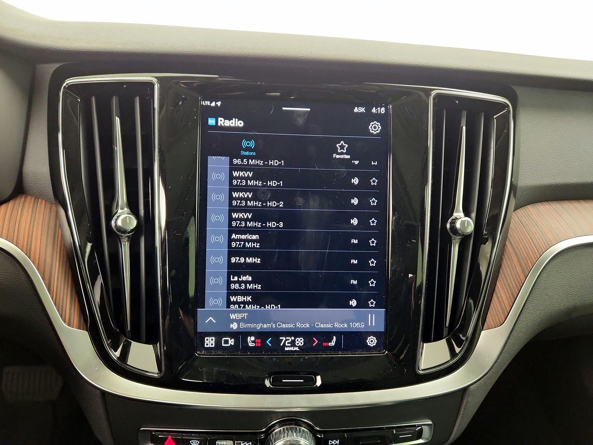 Thumbnail: 2025 Volvo S60 - 15