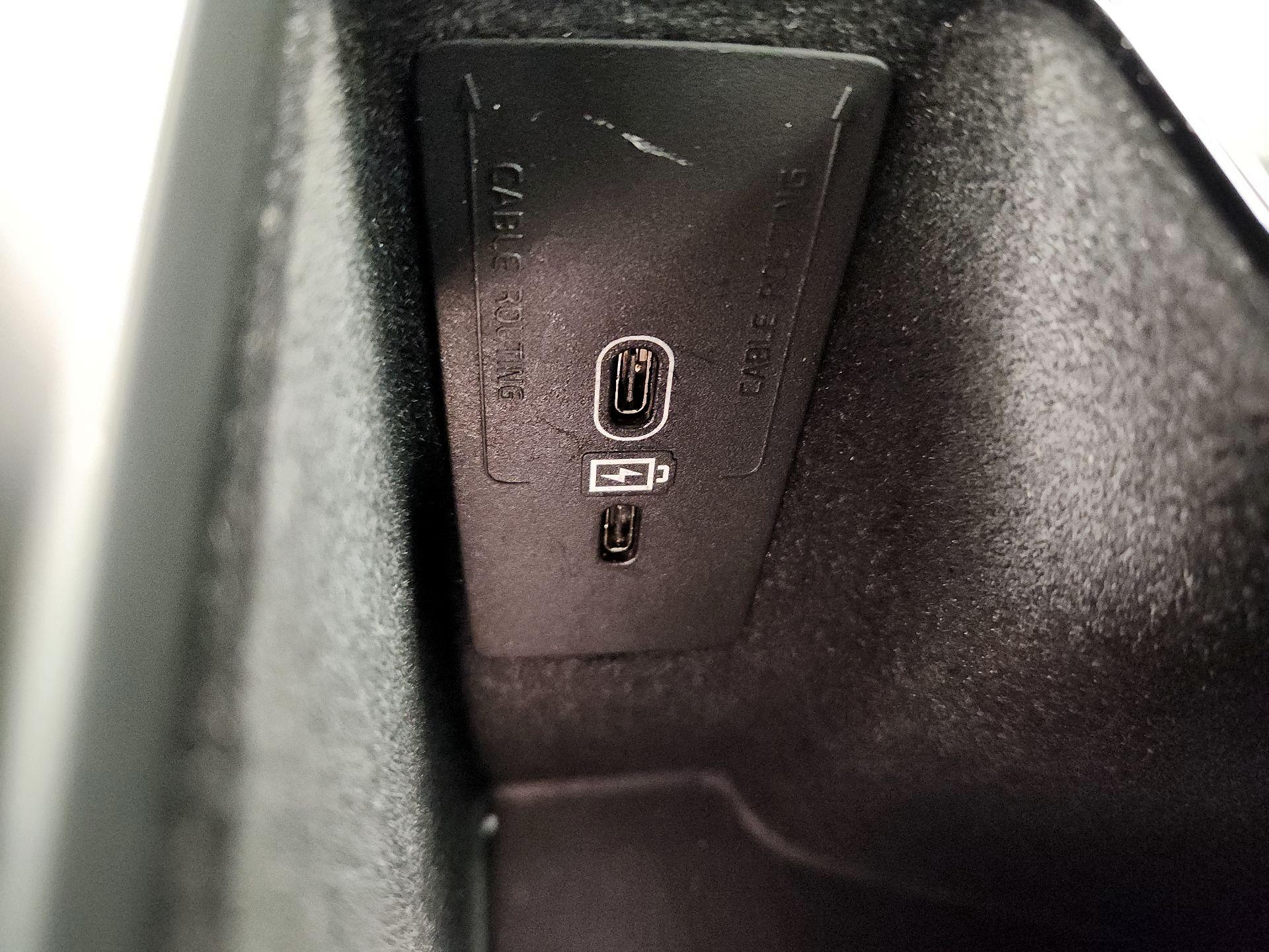 Thumbnail: 2025 Volvo S60 - 18