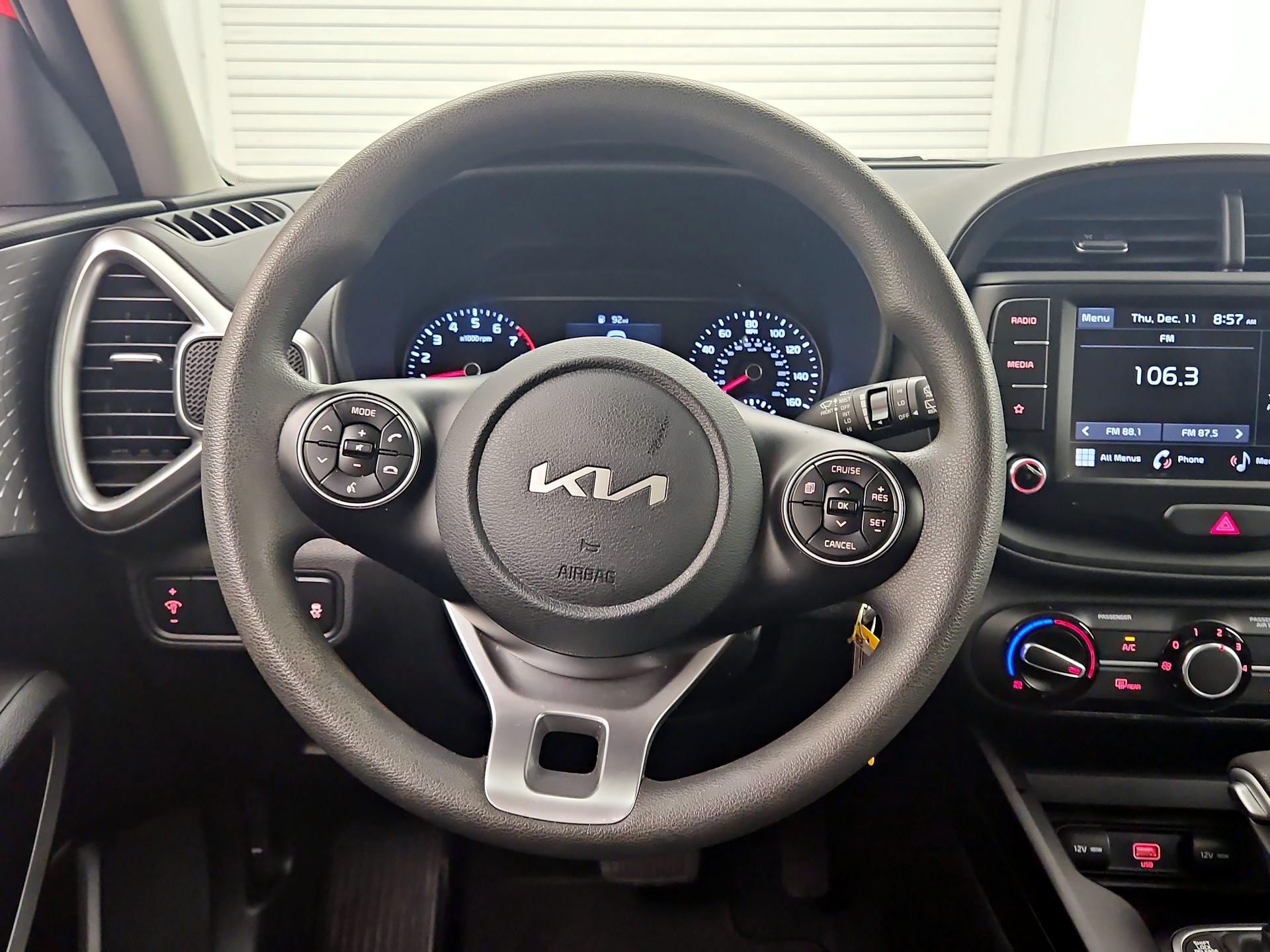 Thumbnail: 2022 Kia Soul - 10