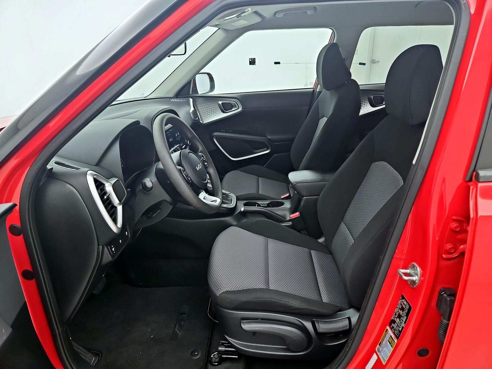 Thumbnail: 2022 Kia Soul - 11