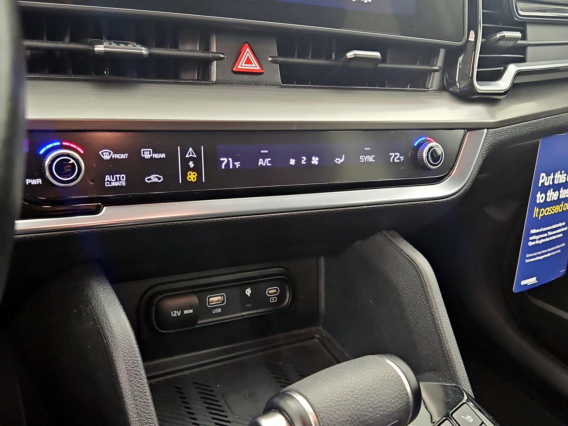 Thumbnail: 2023 Kia Sportage - 17