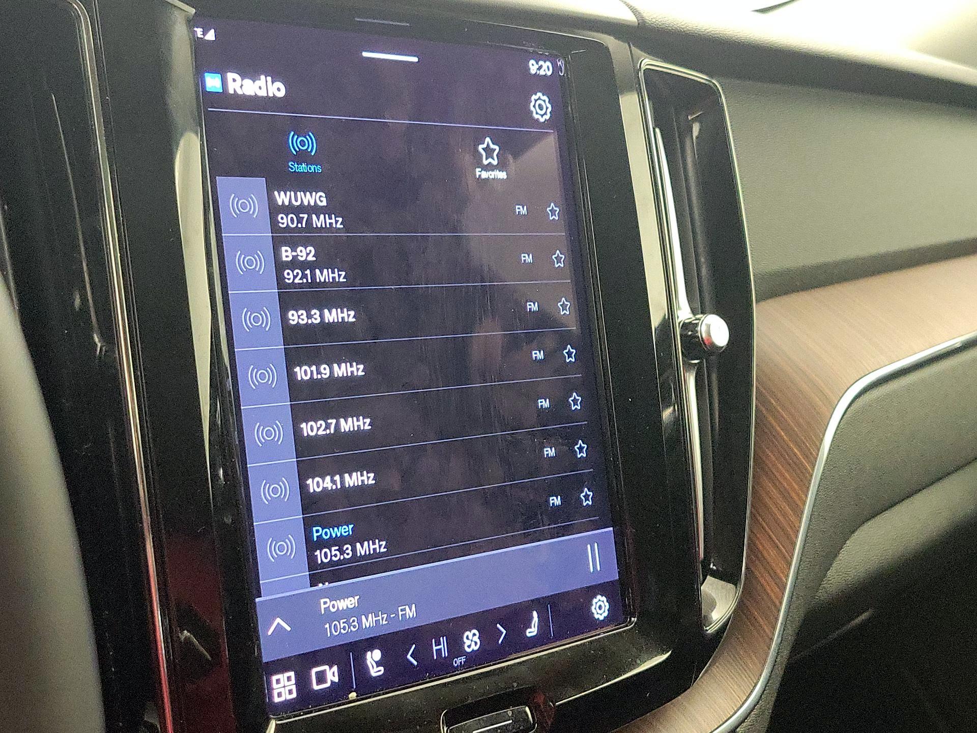 Thumbnail: 2023 Volvo XC60 - 15