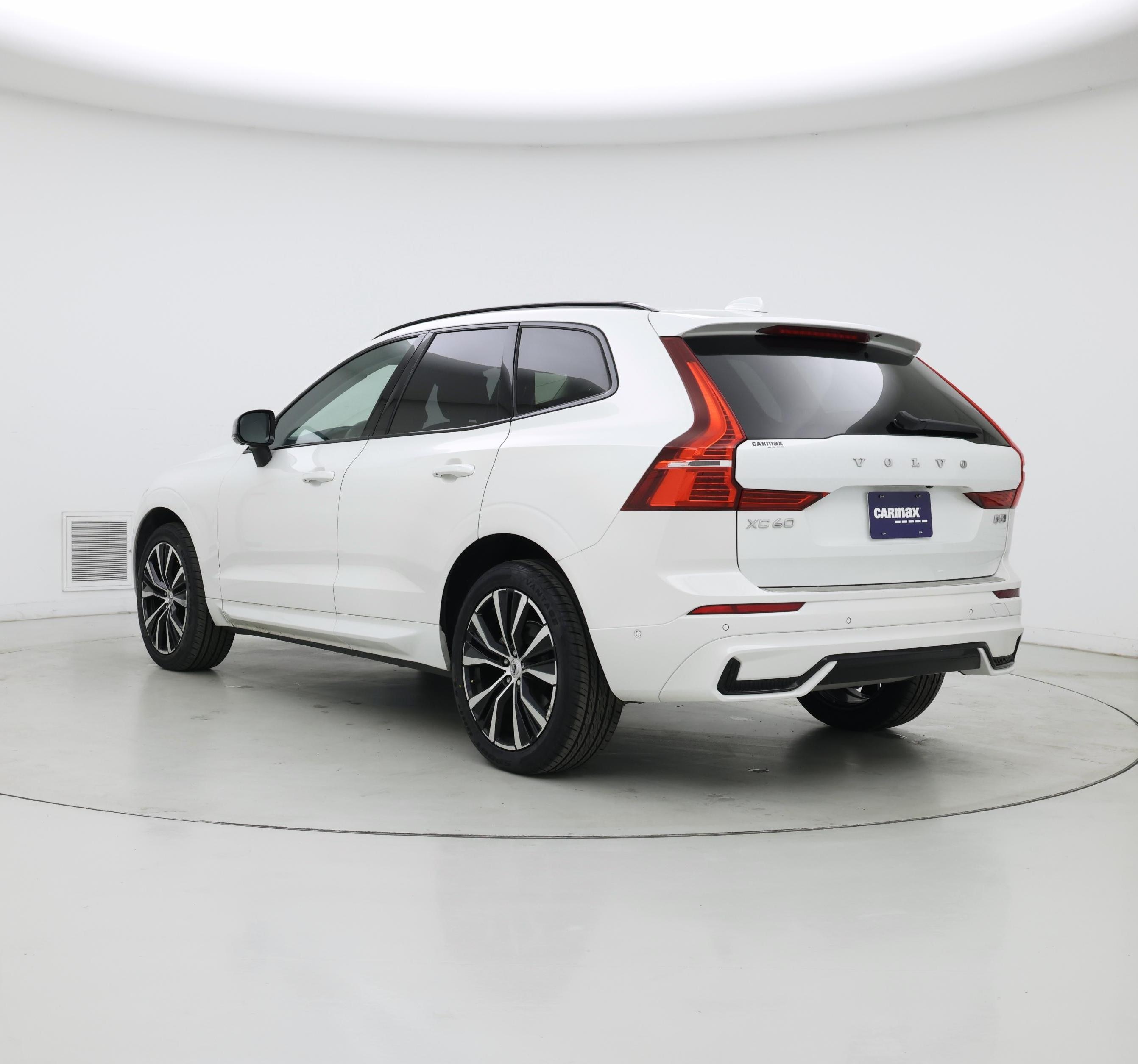 Thumbnail: 2023 Volvo XC60 - 2