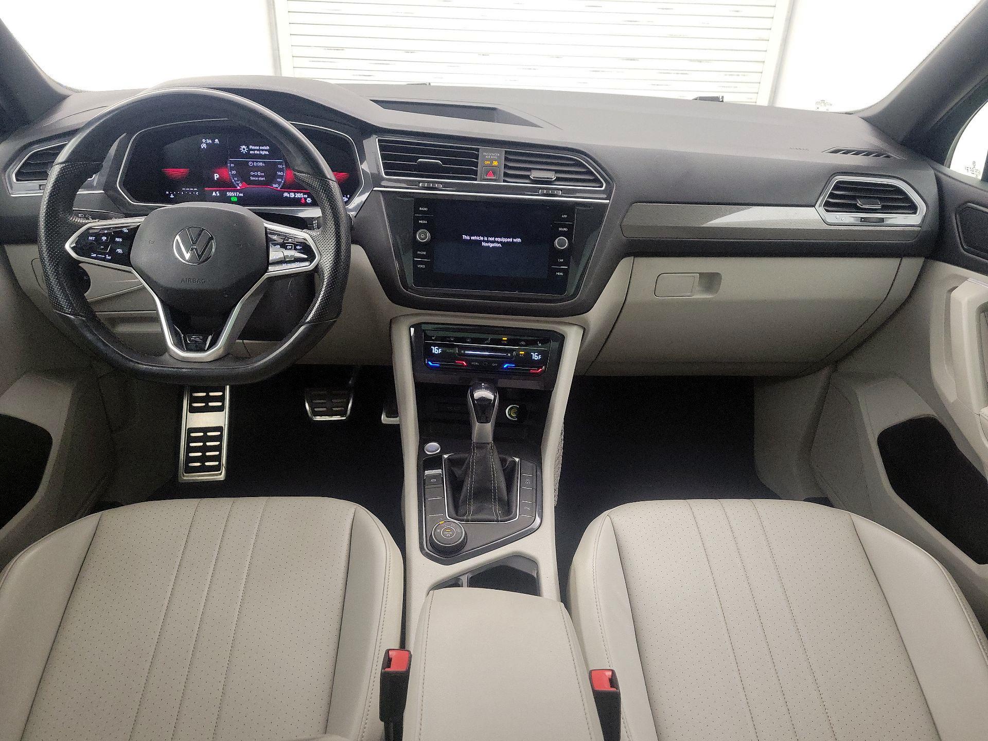 Thumbnail: 2023 Volkswagen Tiguan - 9