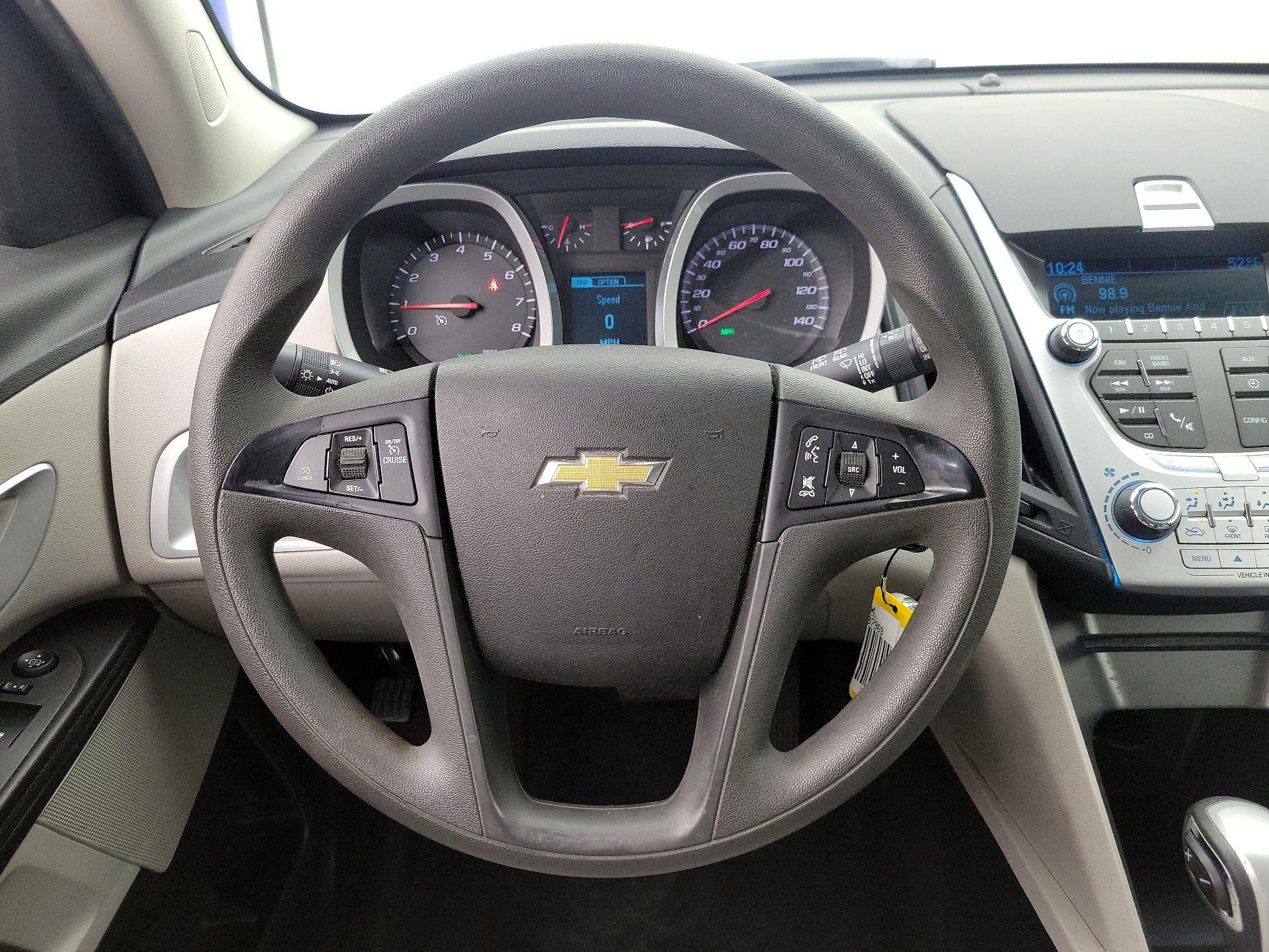 Thumbnail: 2015 Chevrolet Equinox - 10