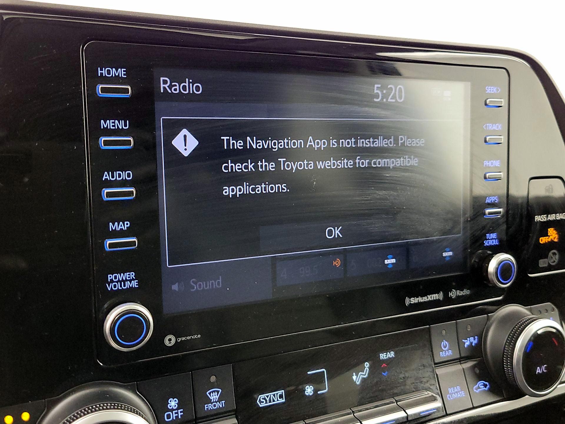 Thumbnail: 2021 Toyota Highlander - 14