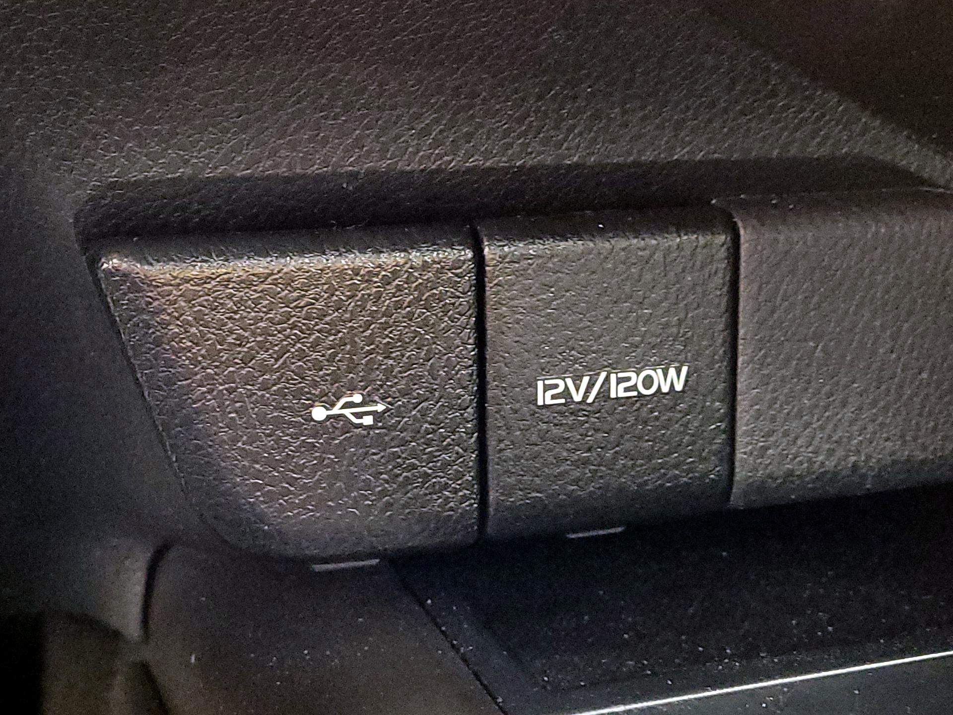 Thumbnail: 2023 Toyota Camry - 18