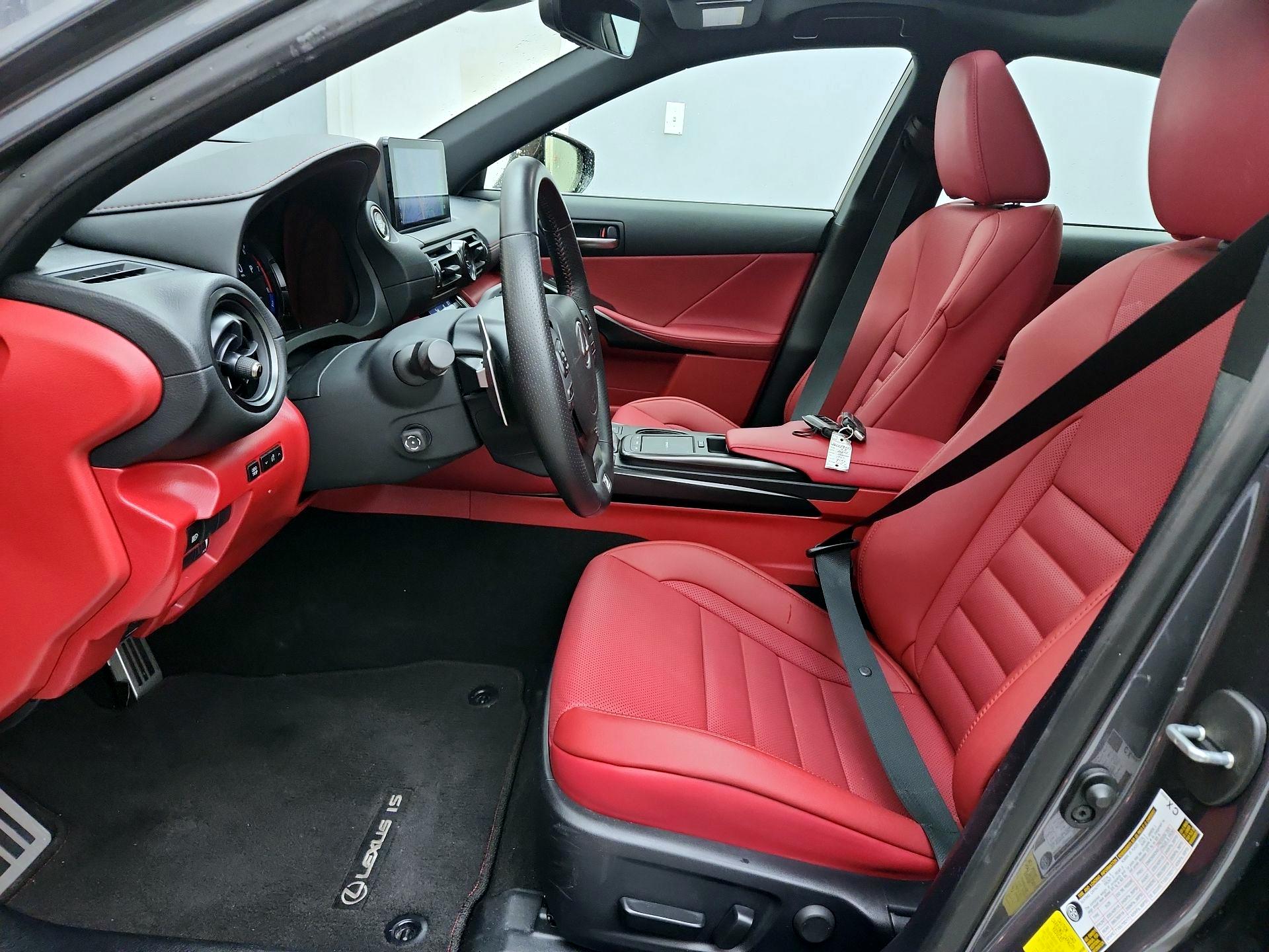 Thumbnail: 2023 Lexus IS - 11