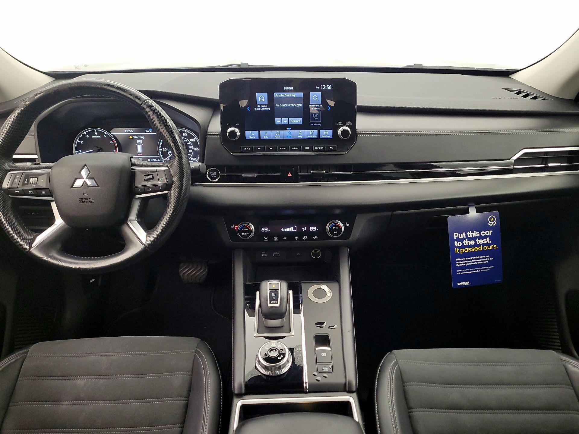 Thumbnail: 2022 Mitsubishi Outlander - 9