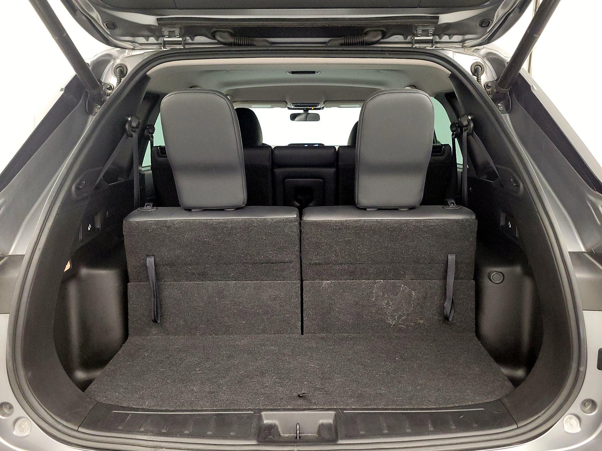 Thumbnail: 2022 Mitsubishi Outlander - 16