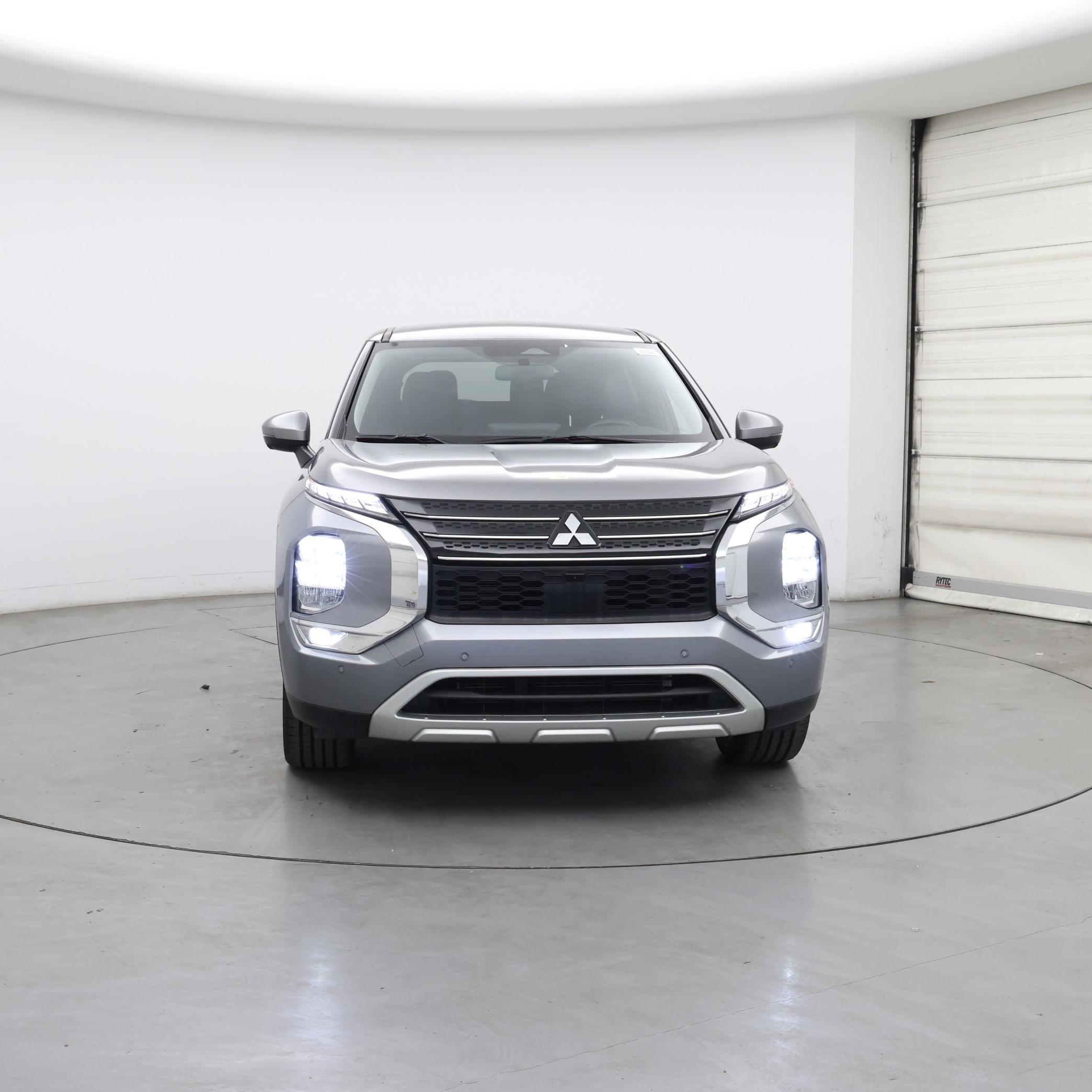 Thumbnail: 2022 Mitsubishi Outlander - 5