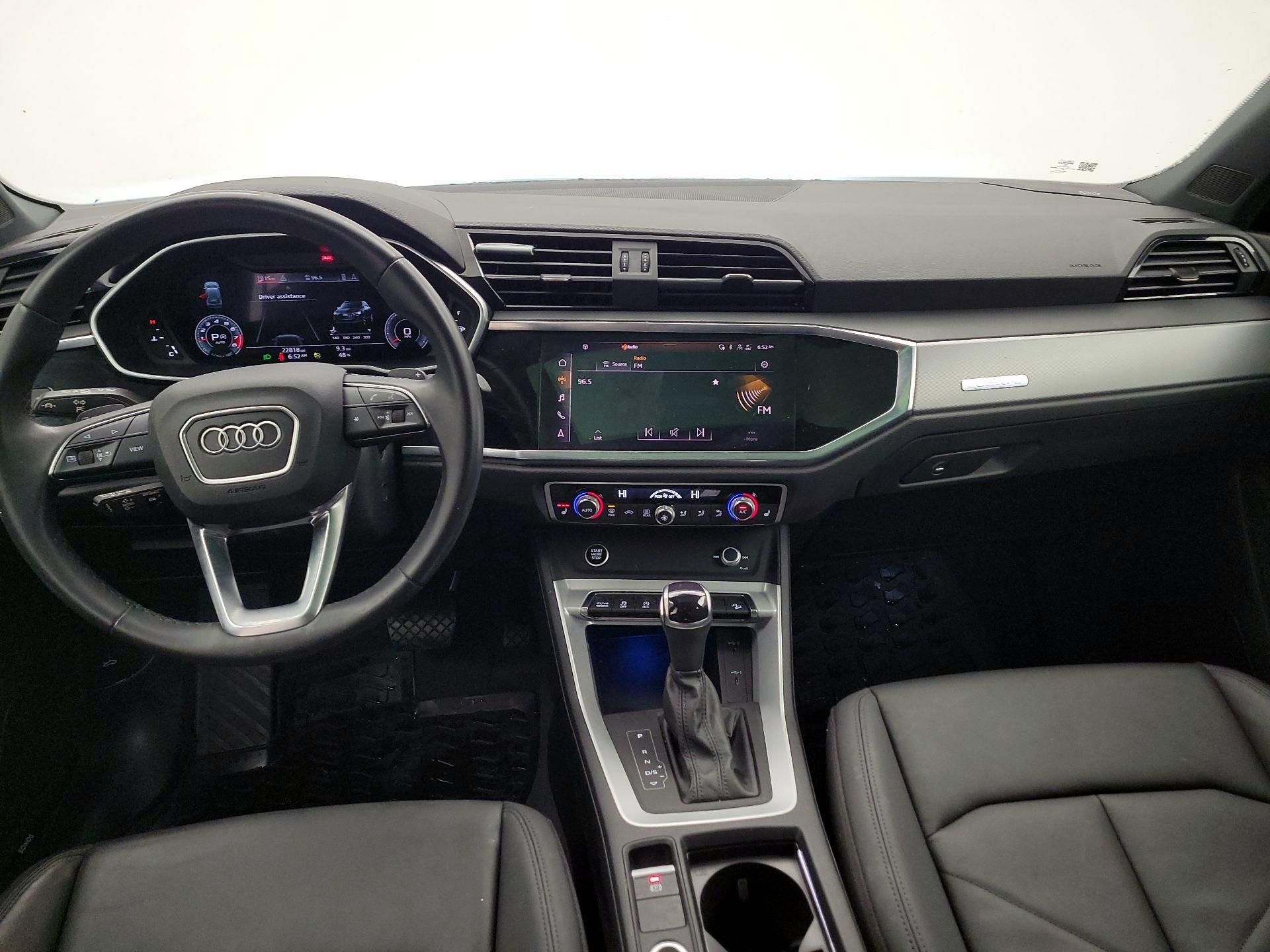 Thumbnail: 2022 Audi Q3 - 9