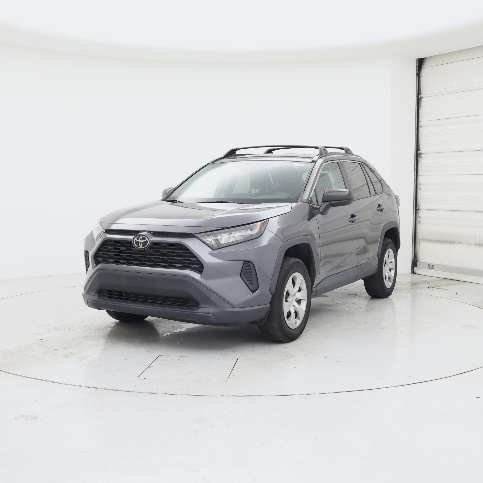 Thumbnail: 2021 Toyota RAV4 - 4