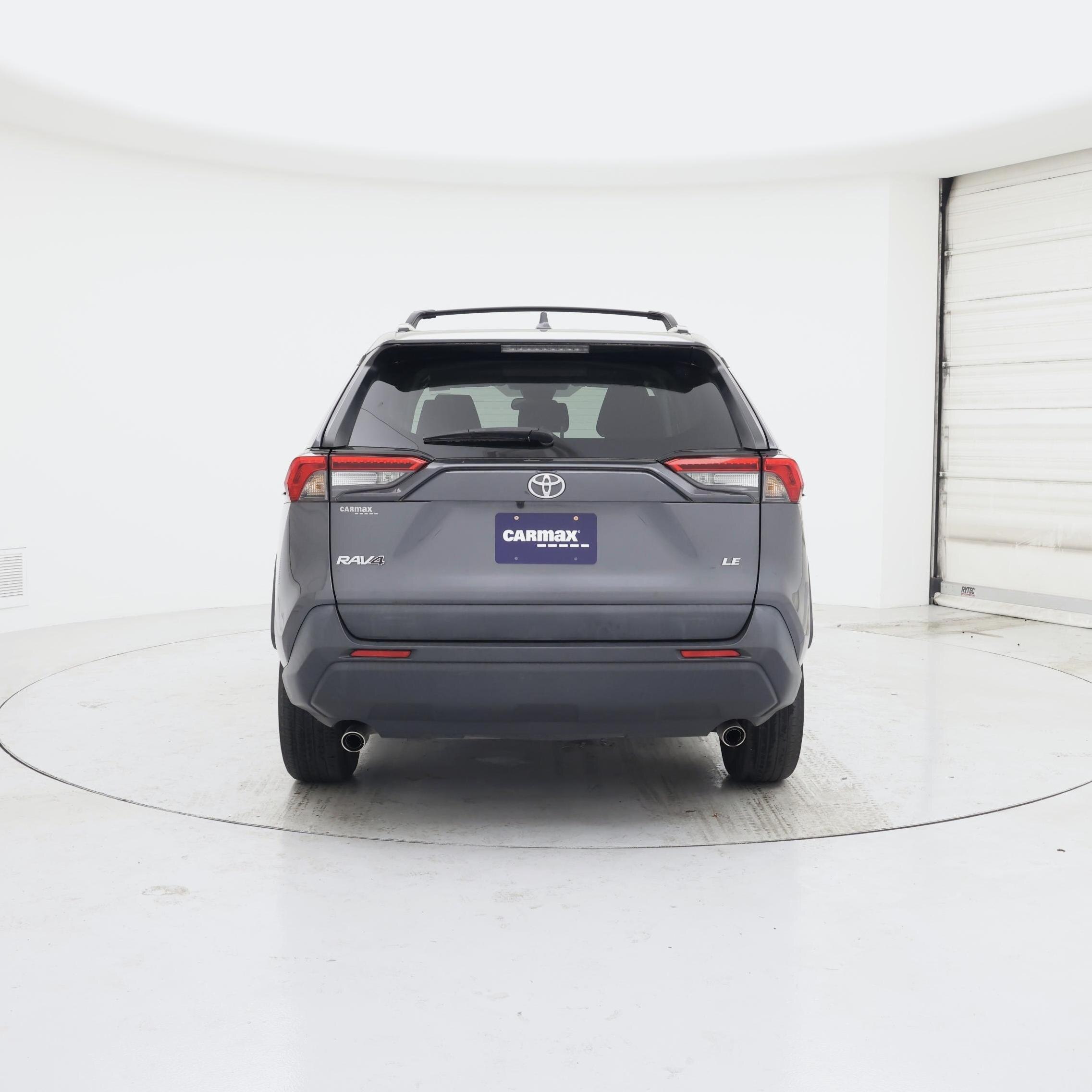 Thumbnail: 2021 Toyota RAV4 - 6