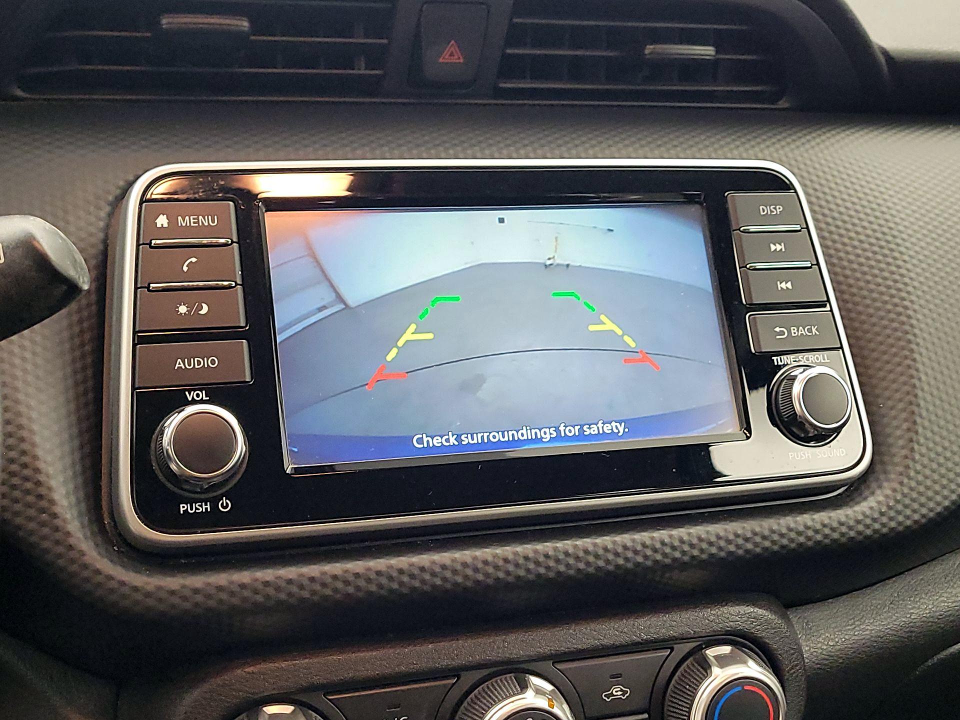 Thumbnail: 2021 Nissan Kicks - 14