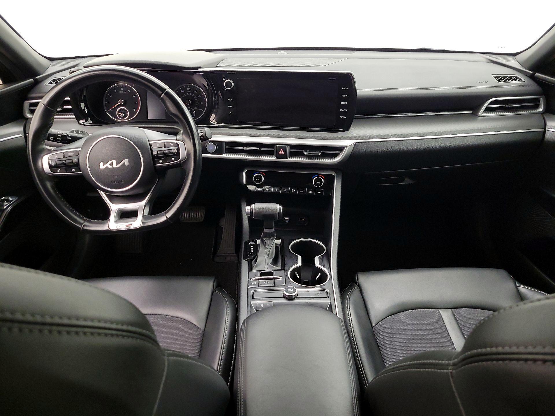 Thumbnail: 2022 Kia K5 - 9