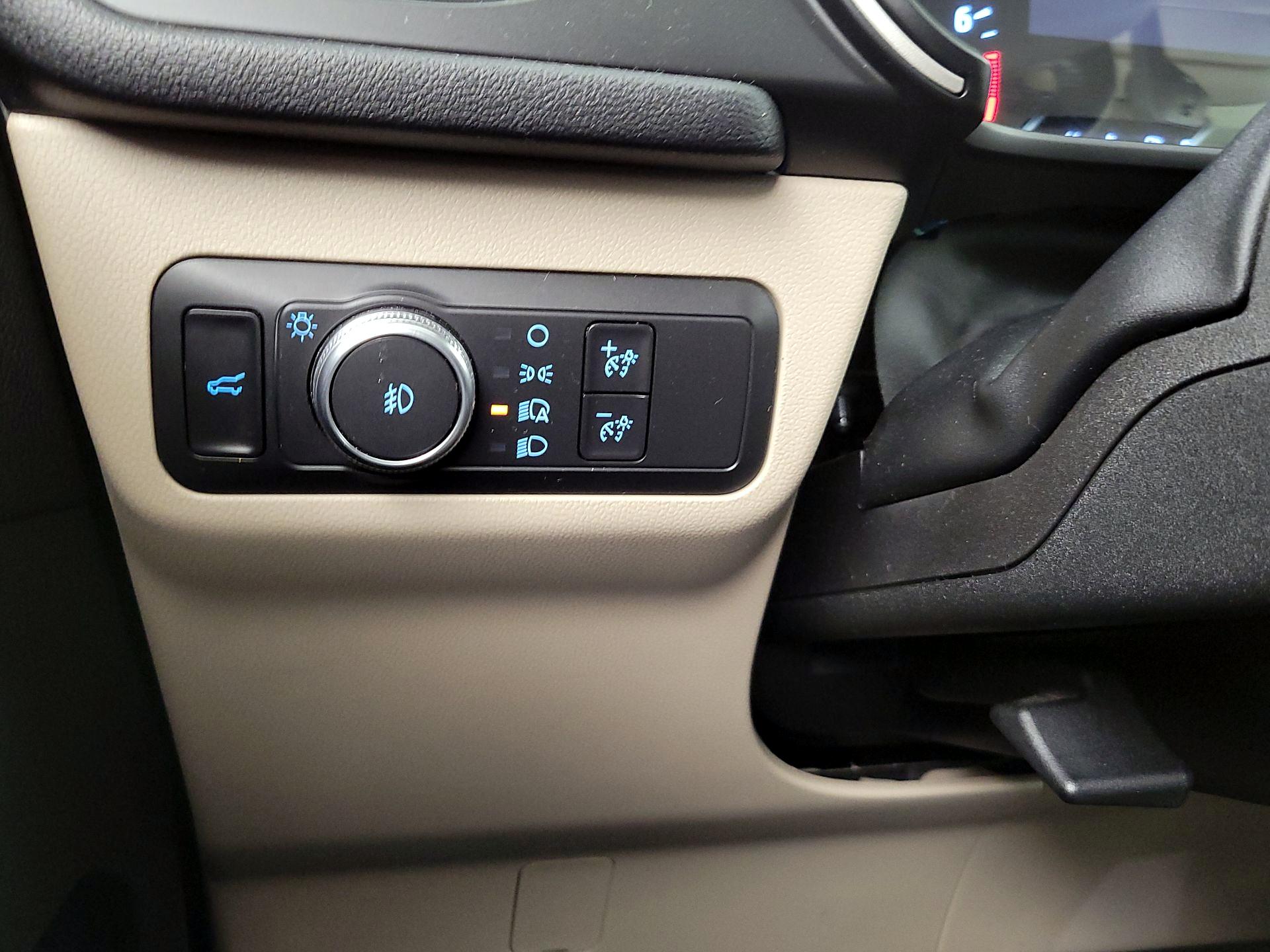 Thumbnail: 2020 Ford Escape - 13