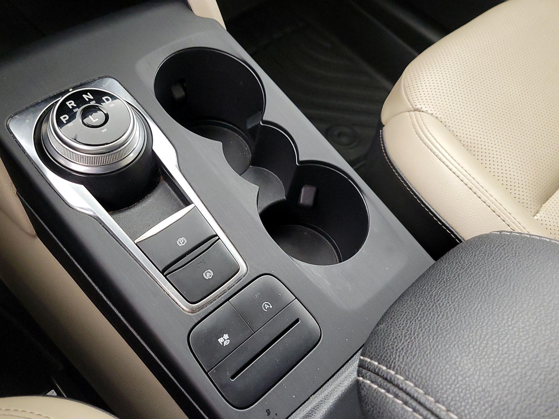 Thumbnail: 2020 Ford Escape - 17