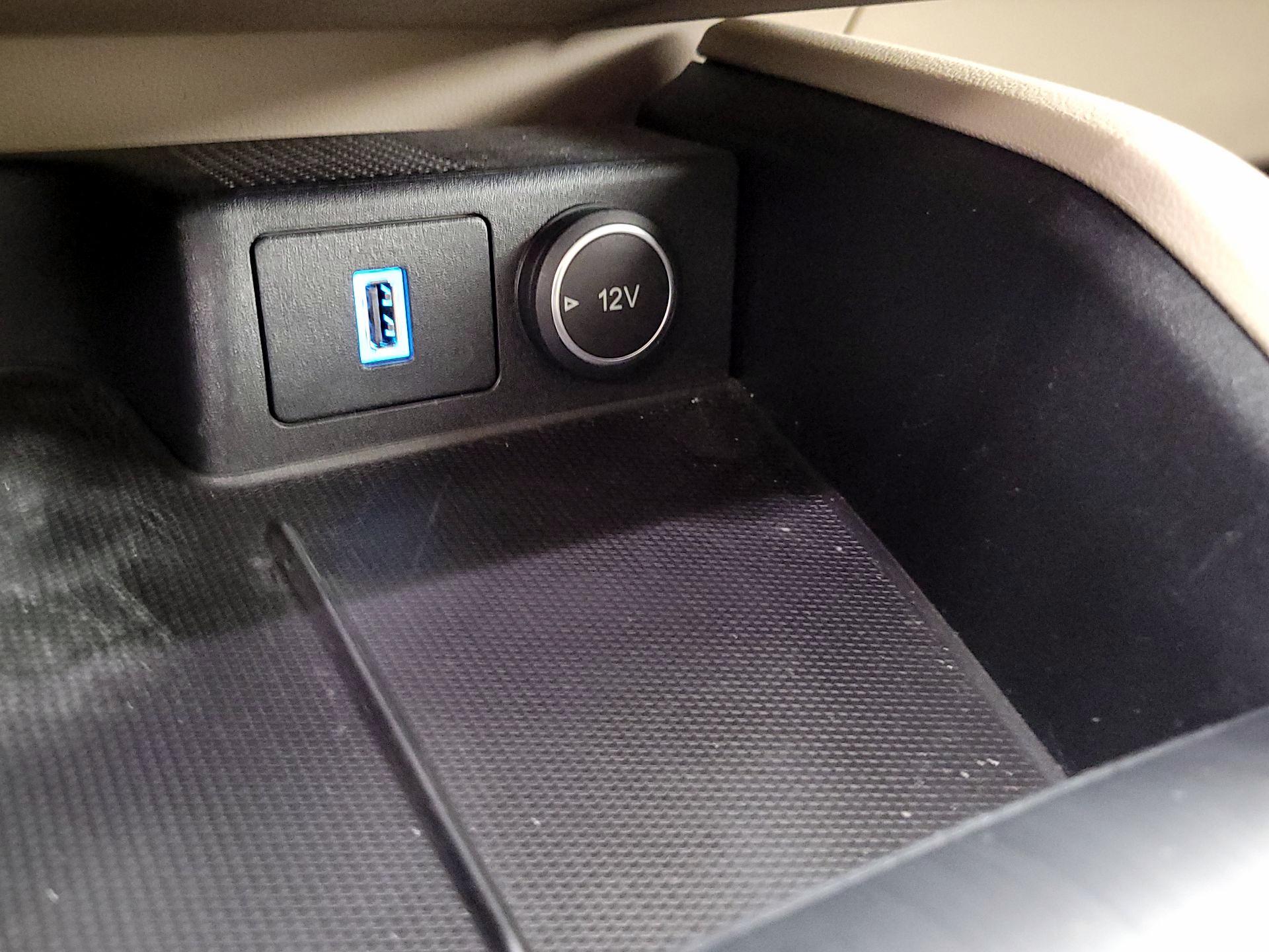 Thumbnail: 2020 Ford Escape - 18