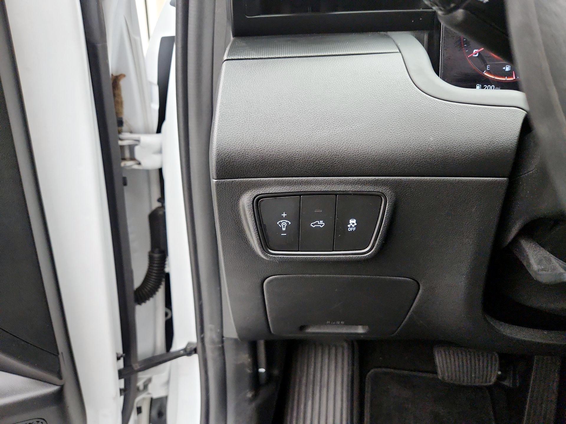 Thumbnail: 2022 Hyundai Santa Cruz - 13