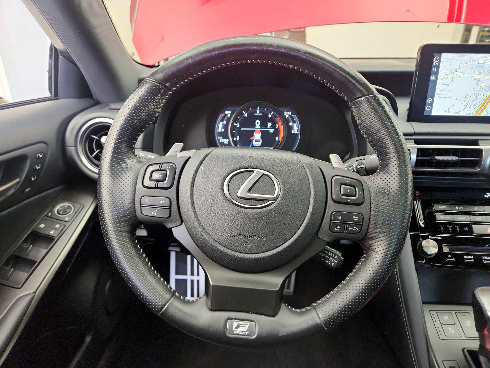 Thumbnail: 2022 Lexus IS - 10