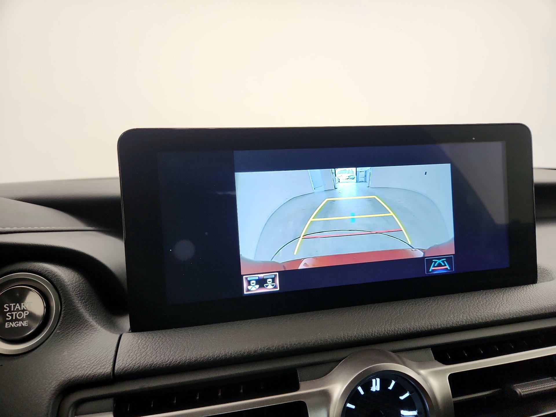 Thumbnail: 2022 Lexus IS - 15