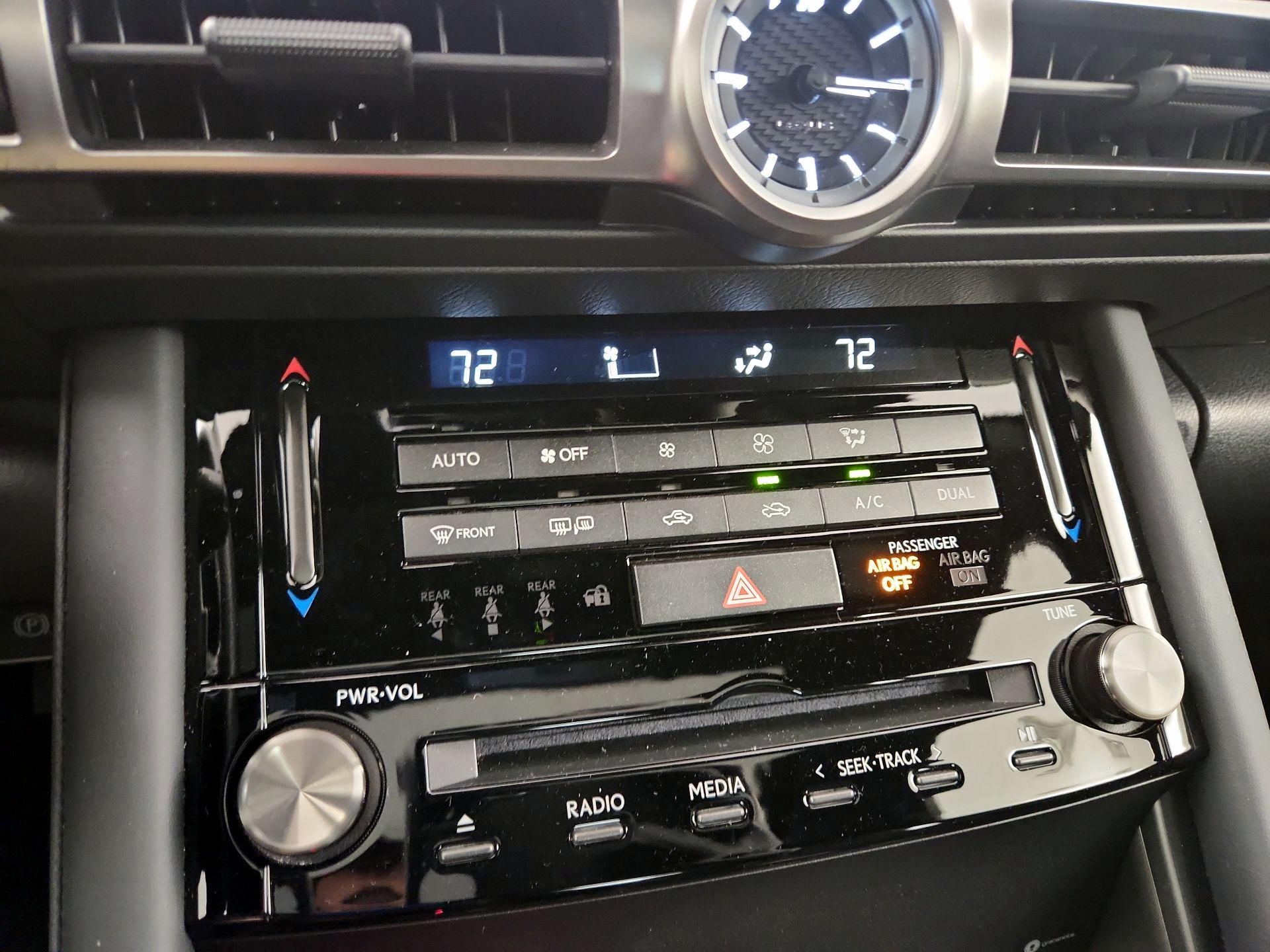 Thumbnail: 2022 Lexus IS - 17