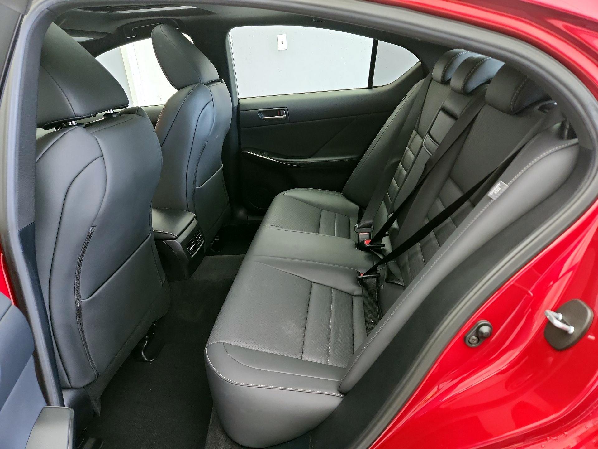 Thumbnail: 2022 Lexus IS - 20