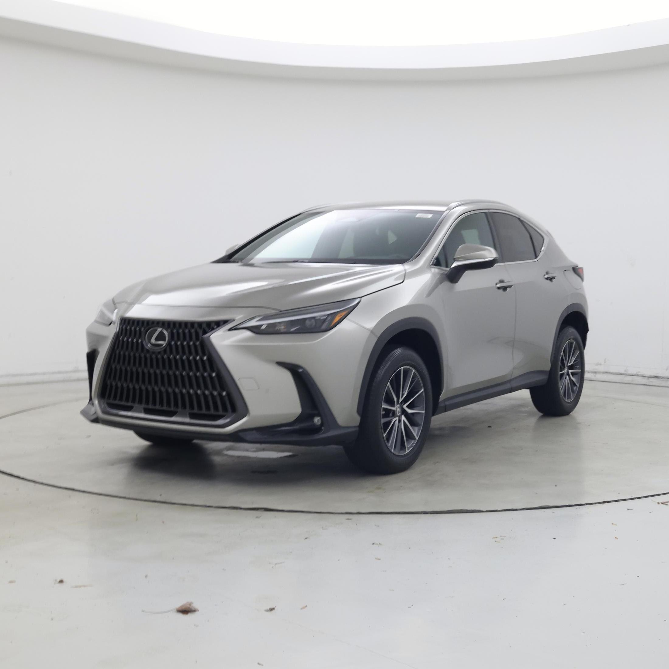 Thumbnail: 2022 Lexus NX - 4