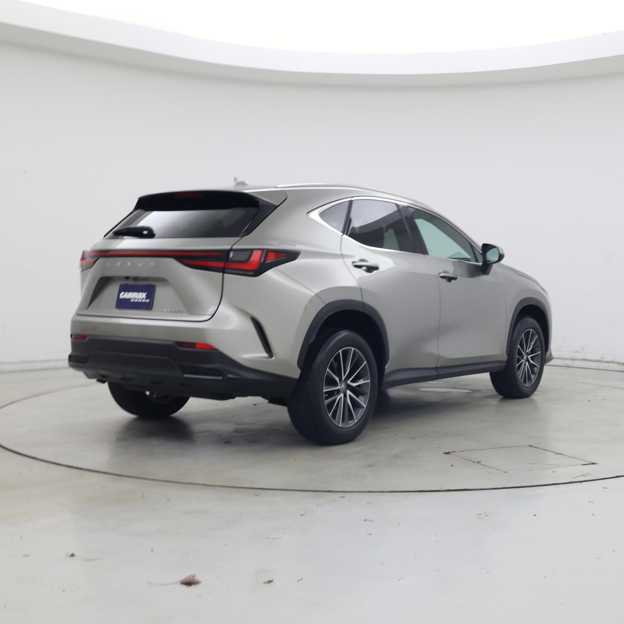 Thumbnail: 2022 Lexus NX - 8
