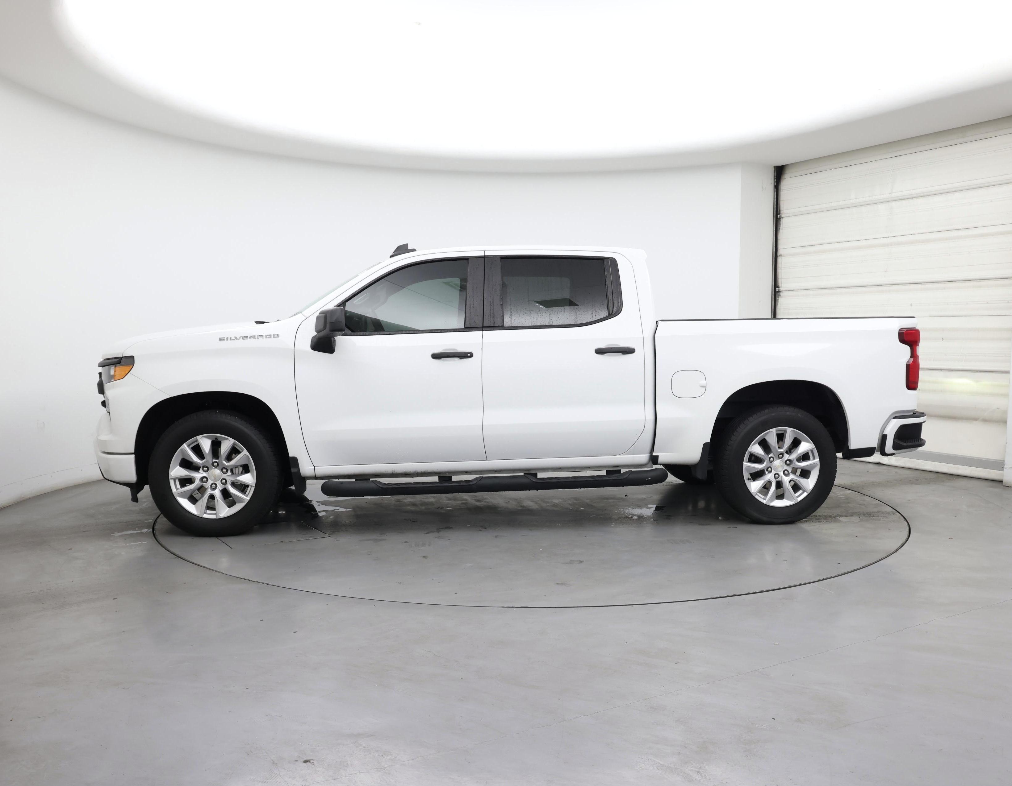 Thumbnail: 2024 Chevrolet Silverado 1500 - 3