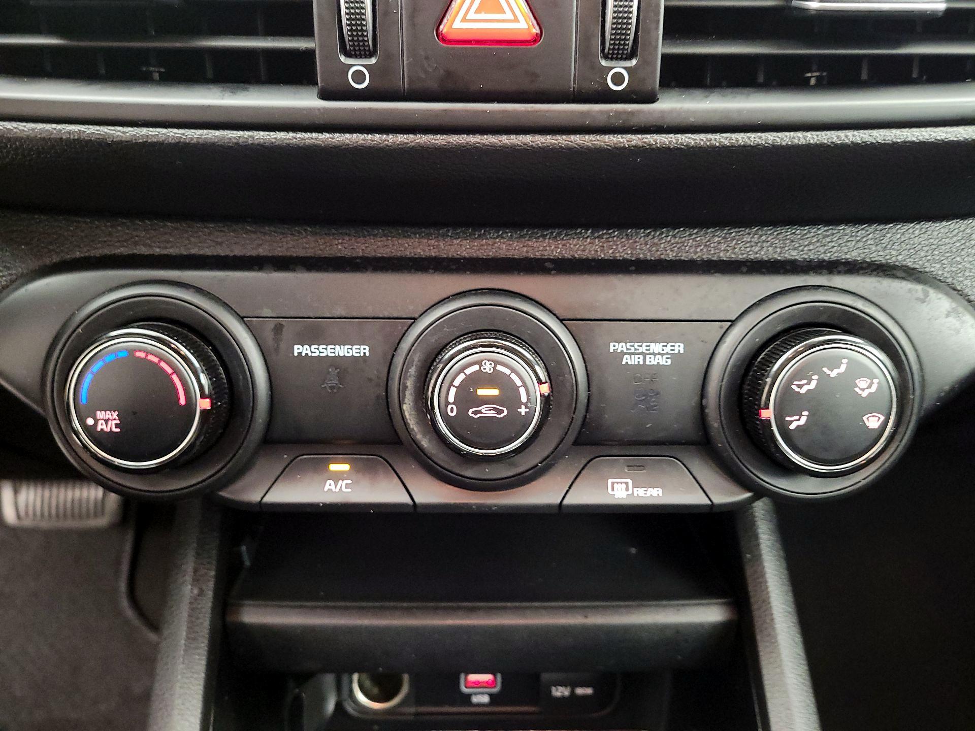 Thumbnail: 2023 Kia Forte - 14